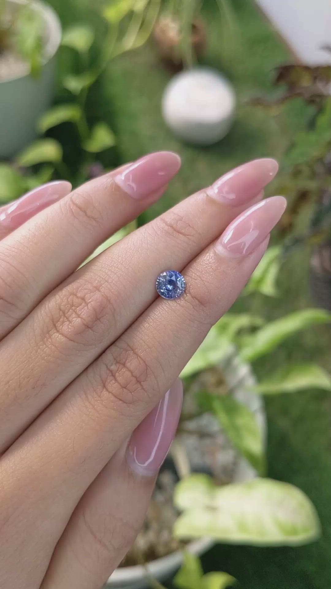 1.08 Ct. Bi Color Sapphire from Ceylon (Sri Lanka) Size Video