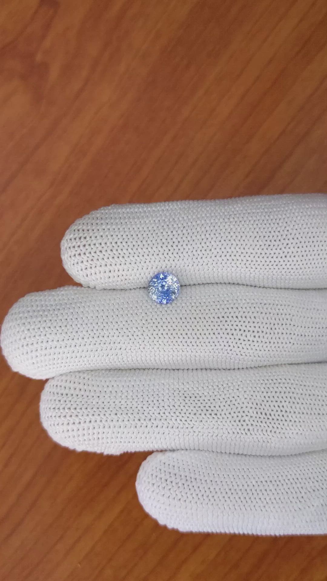 1.08 Ct. Bi Color Sapphire from Ceylon (Sri Lanka) Size Video