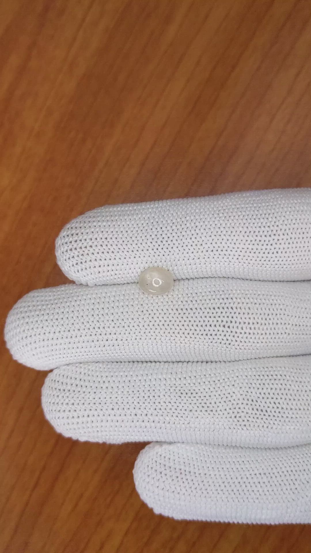 1.47 Ct. Yellow Star Sapphire from Ceylon (Sri Lanka) Size Video