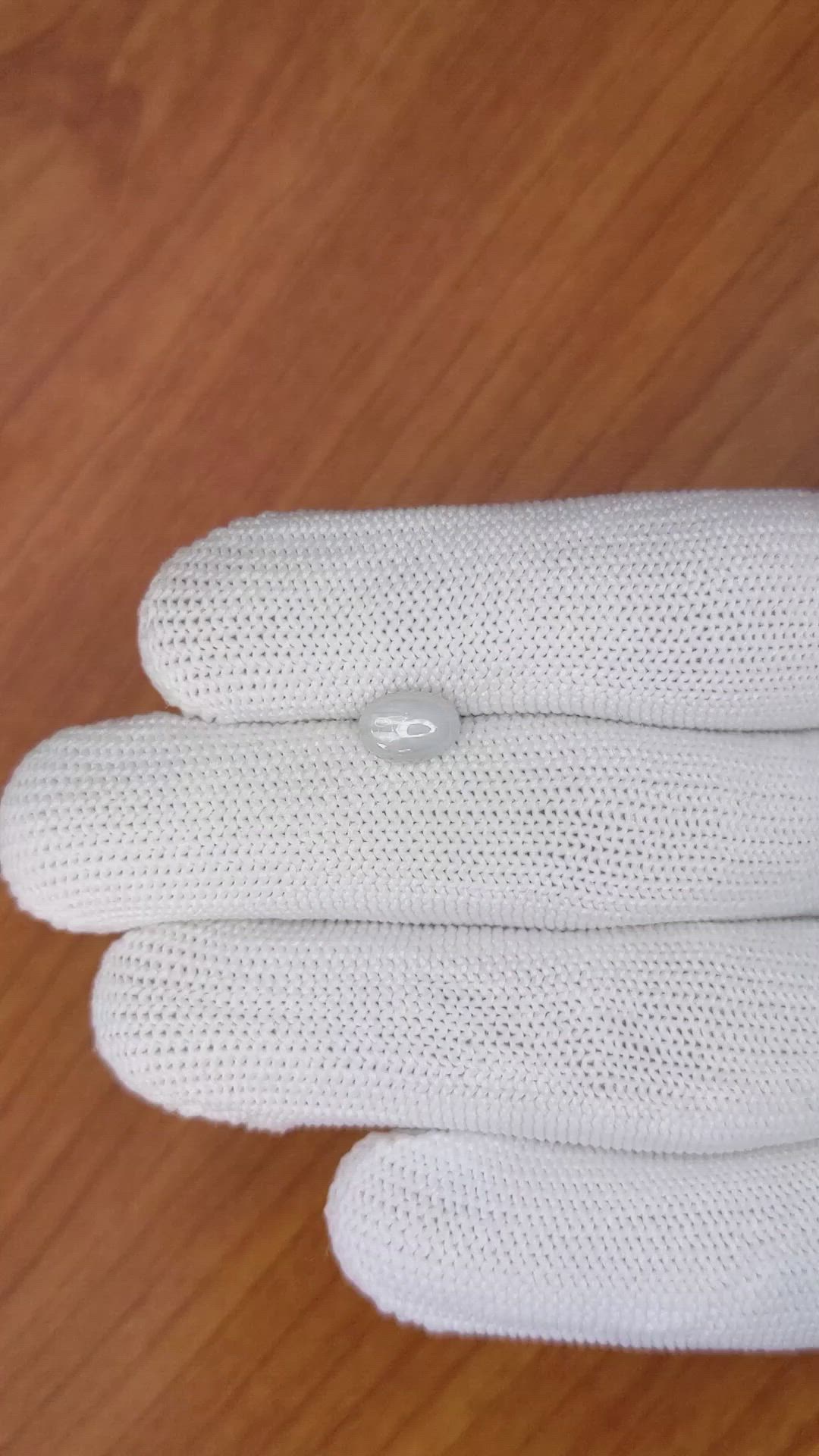1.67 Ct. Grey Star Sapphire from Ceylon (Sri Lanka) Size Video