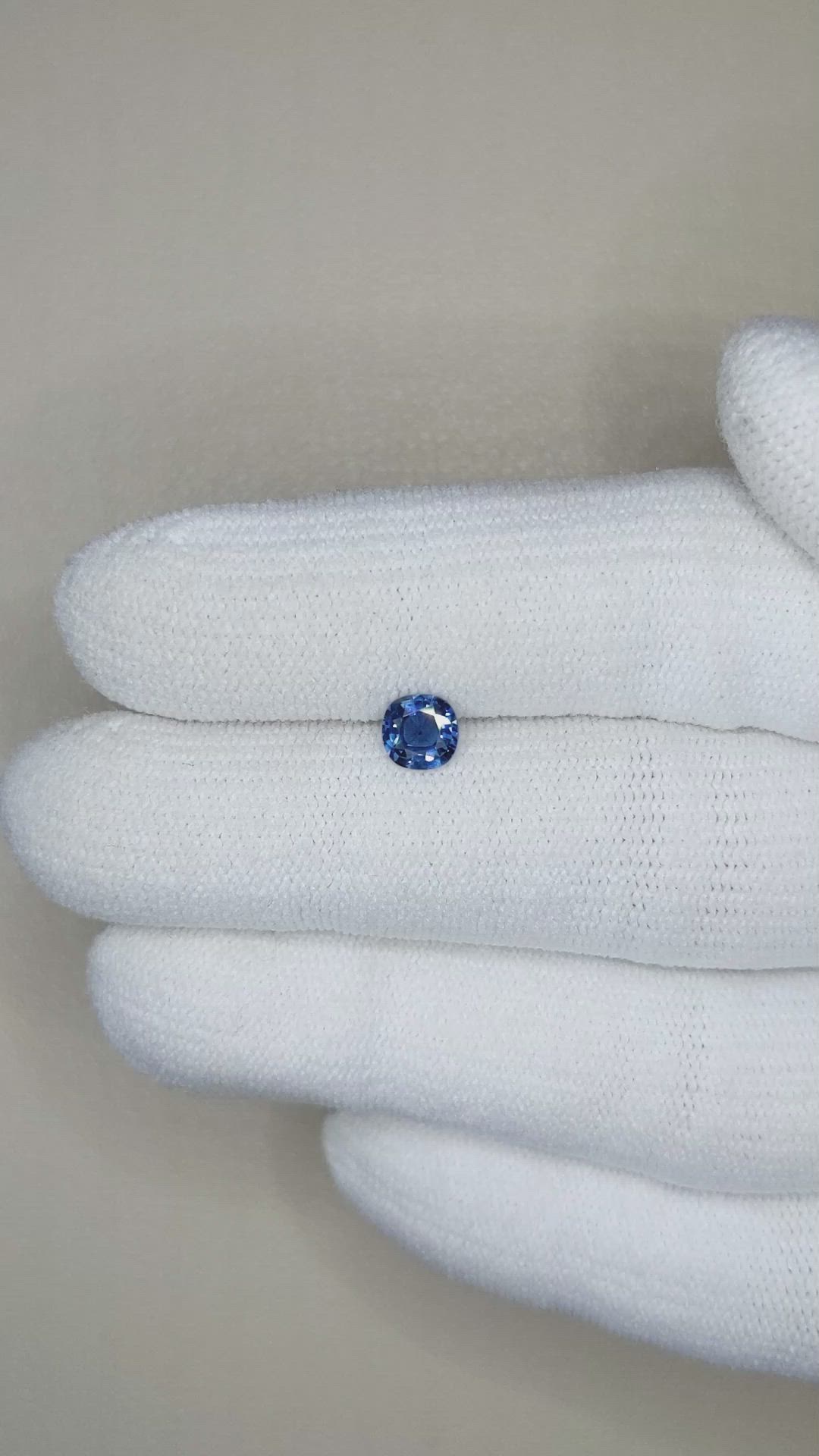 0.49 Ct. Blue Sapphire from Ceylon (Sri Lanka) Size Video