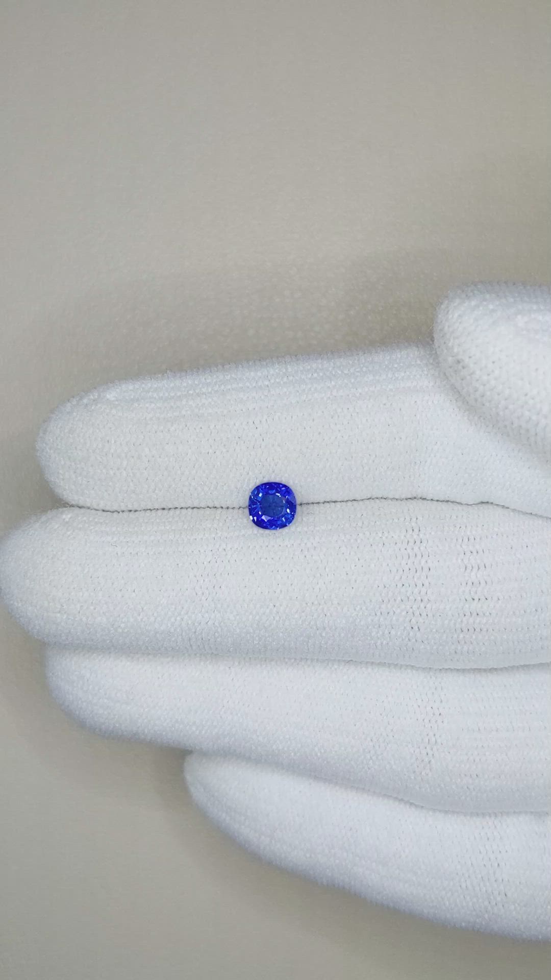 0.54 Ct. Blue Sapphire from Ceylon (Sri Lanka) Size Video