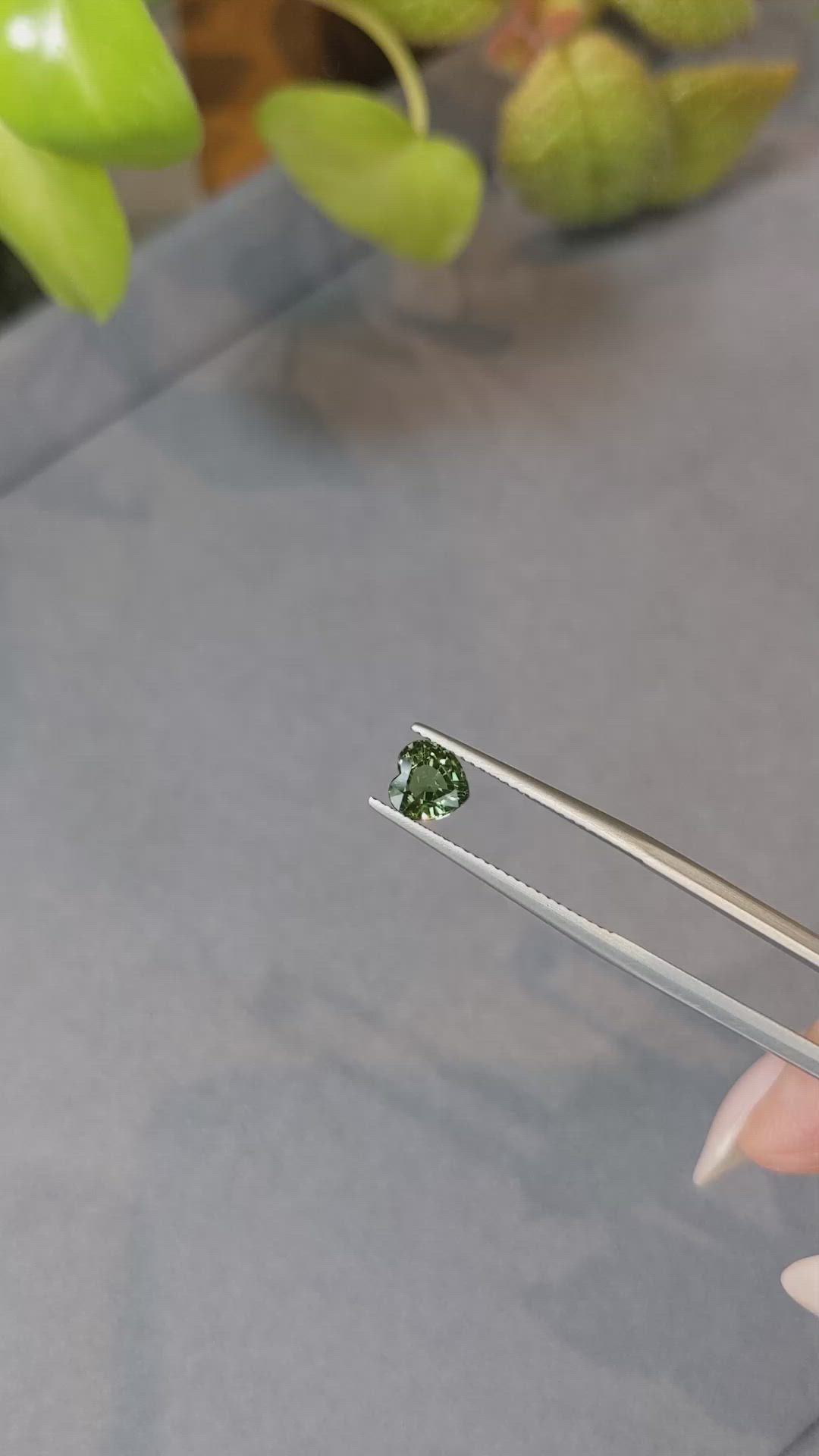 1.24 Ct. Green Sapphire from Ceylon (Sri Lanka) Size Video