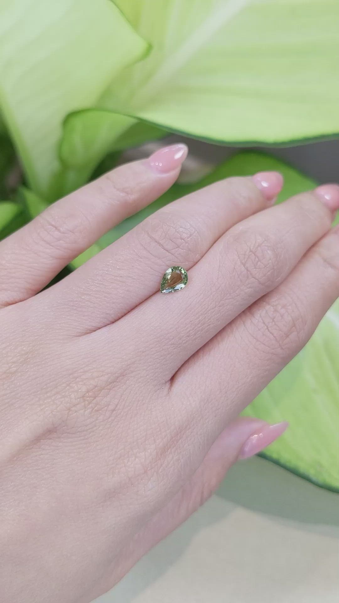 0.83 Ct. Green Sapphire from Ceylon (Sri Lanka) Size Video