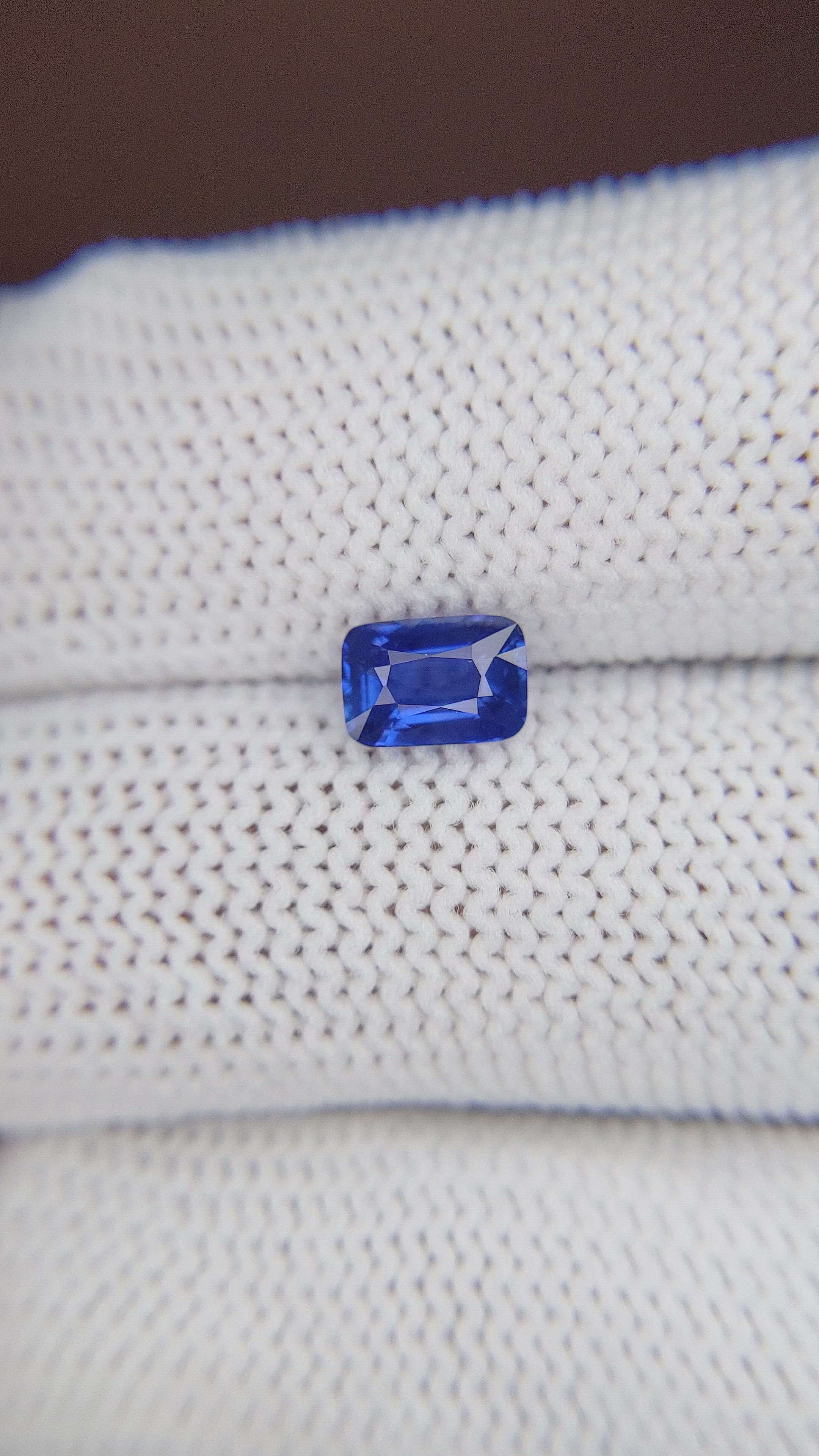 1.03 Ct. Blue Sapphire from Madagascar Size Video