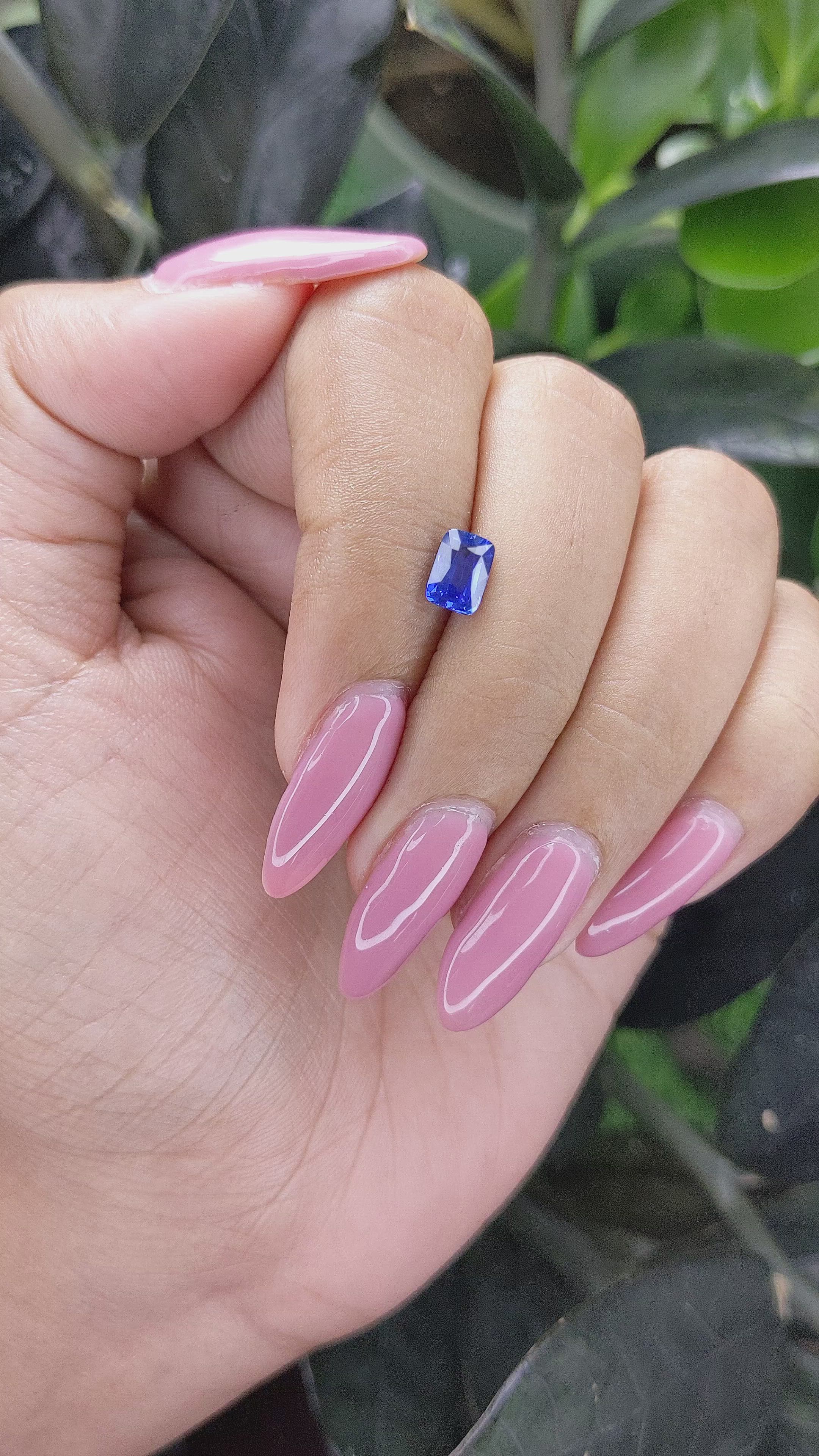 1.03 Ct. Blue Sapphire from Madagascar Size Video