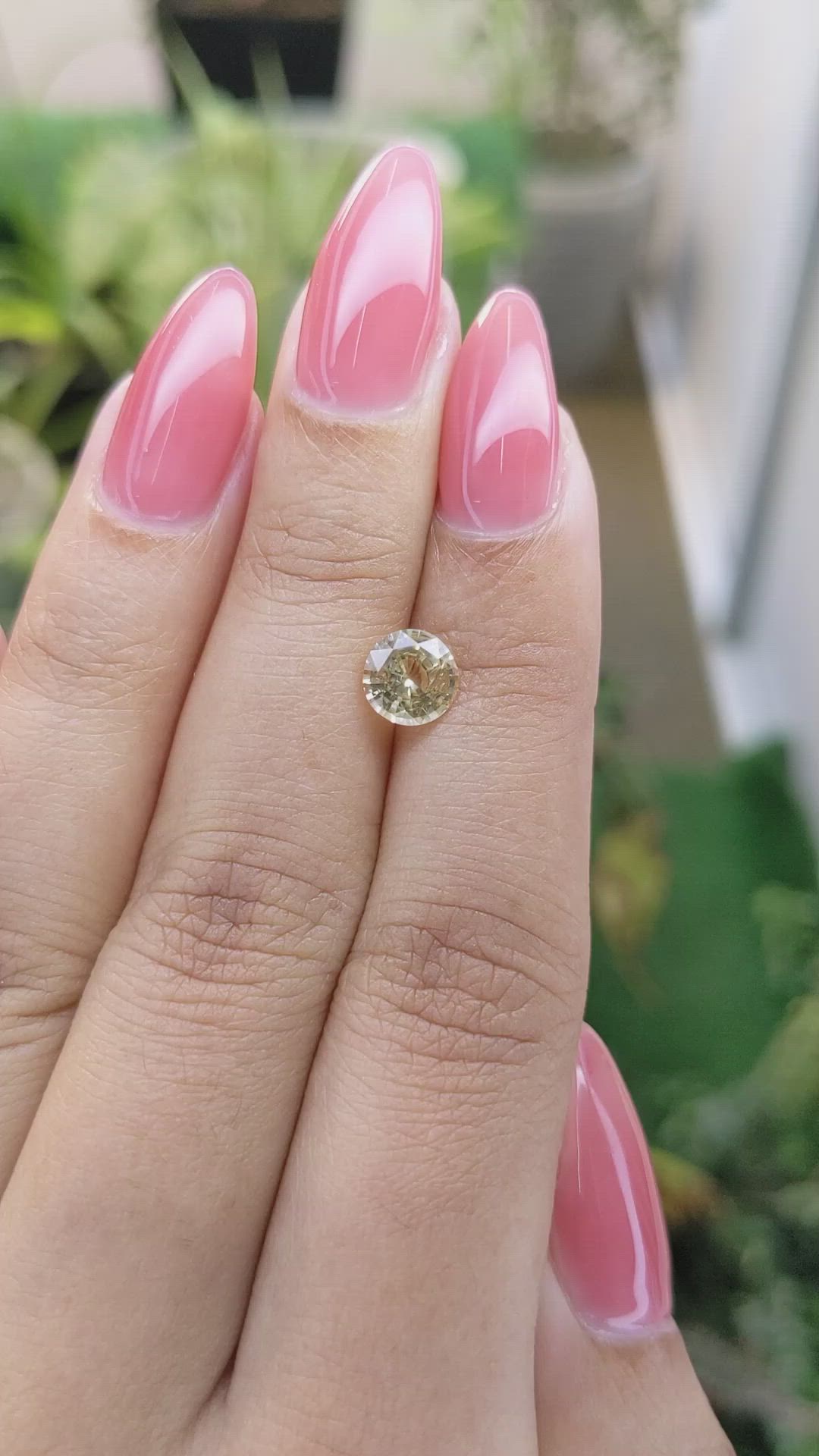 1.18 Ct. Yellow Sapphire from Ceylon (Sri Lanka) Size Video