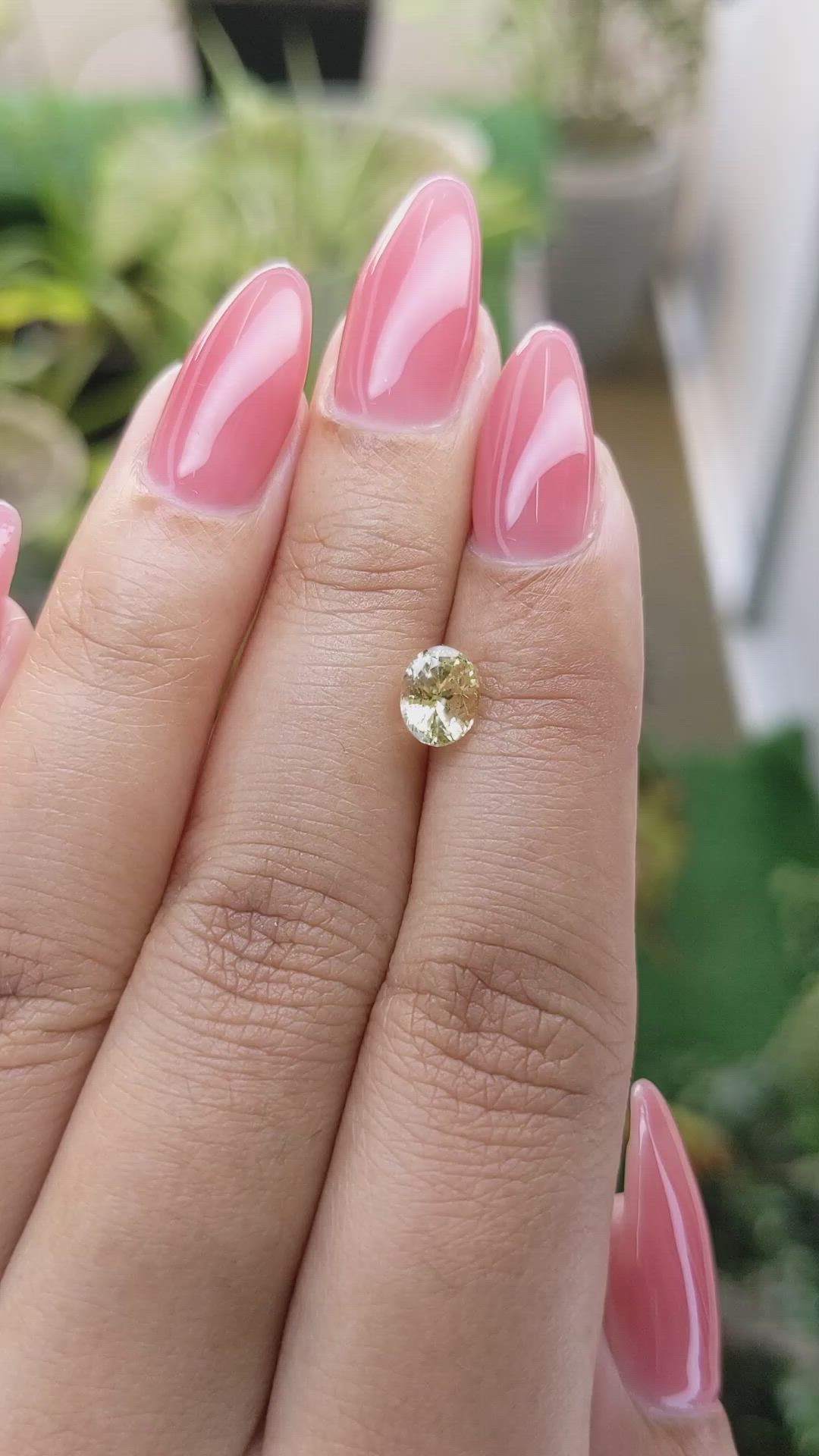 1.22 Ct. Yellow Sapphire from Ceylon (Sri Lanka) Size Video
