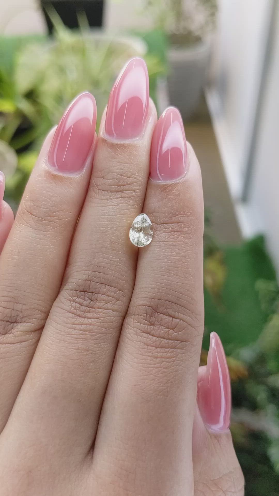 1.21 Ct. Yellow Sapphire from Ceylon (Sri Lanka) Size Video