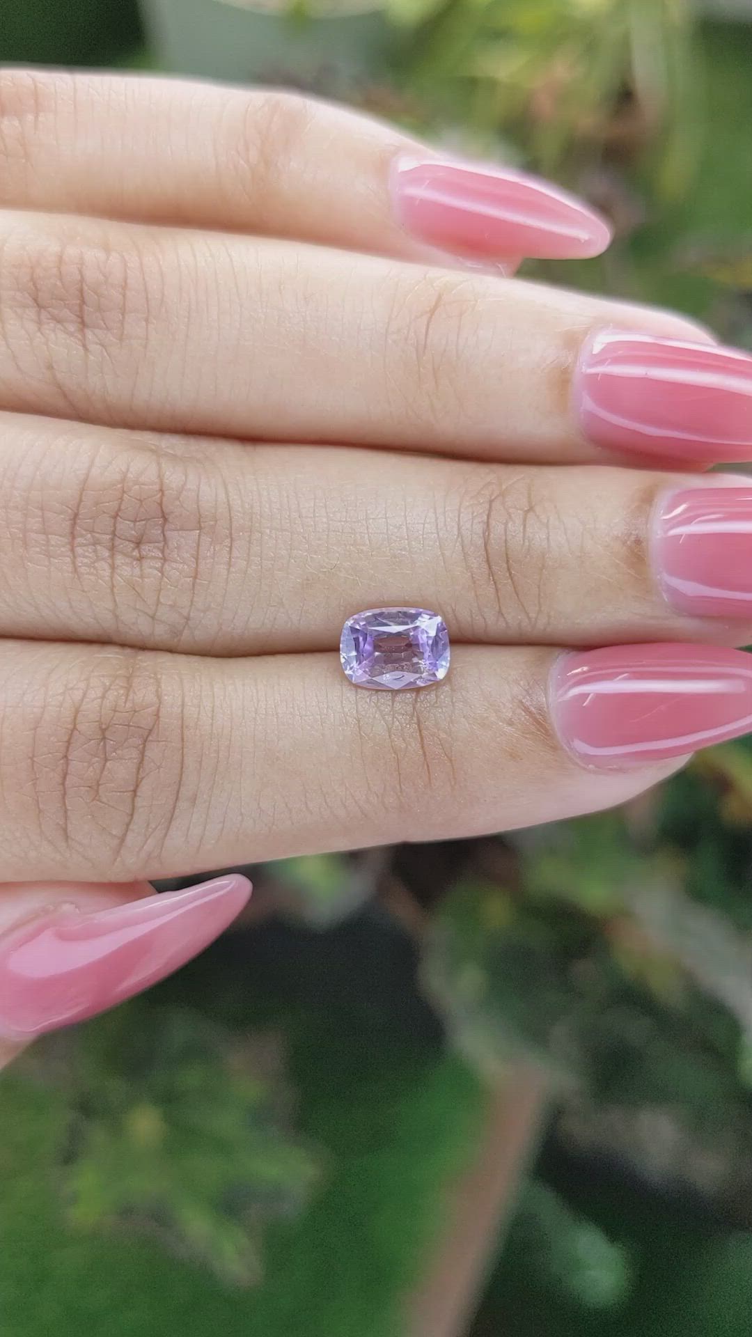 1.47 Ct. Pinkish Purple Sapphire from Ceylon (Sri Lanka) Size Video