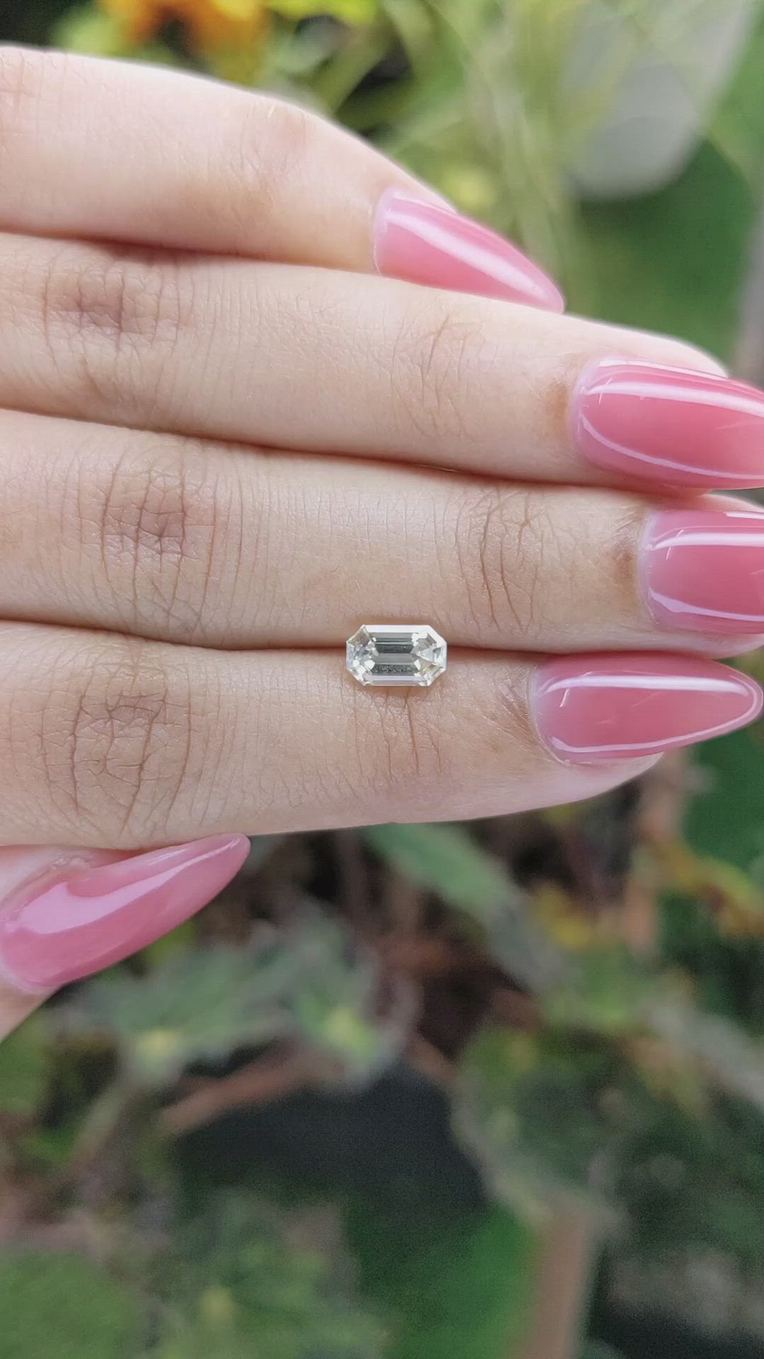 1.16 Ct. Yellow Sapphire from Ceylon (Sri Lanka) Size Video