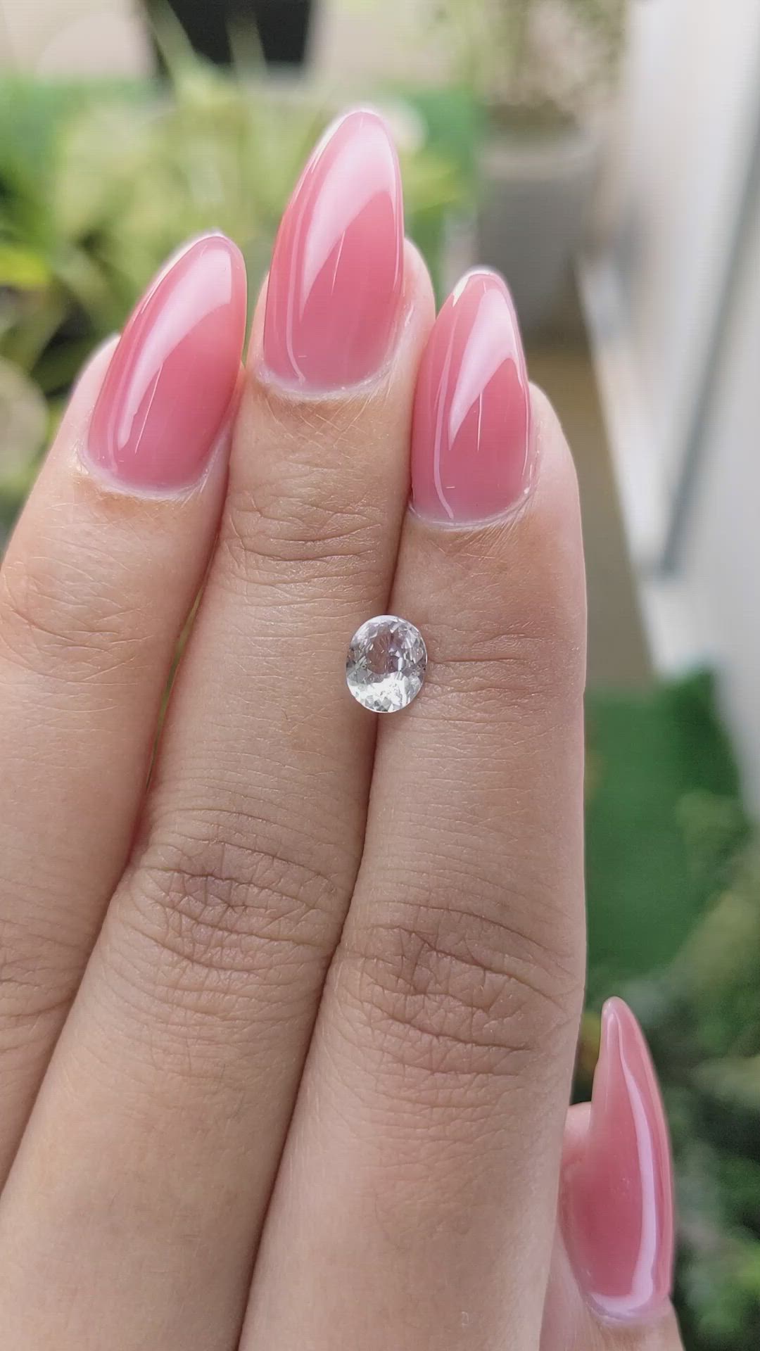 0.71 Ct. White Sapphire from Ceylon (Sri Lanka) Size Video