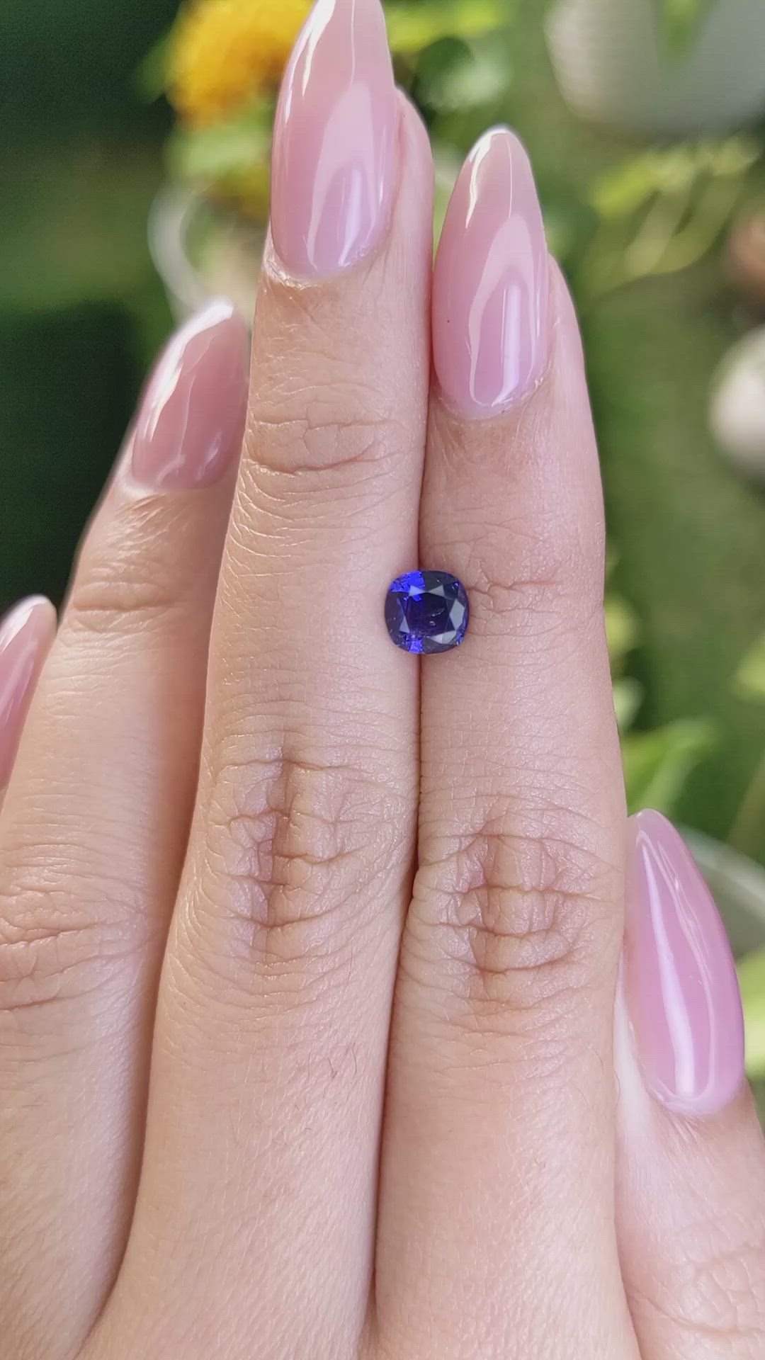 0.87 Ct. Color Change Sapphire from Ceylon (Sri Lanka) Size Video