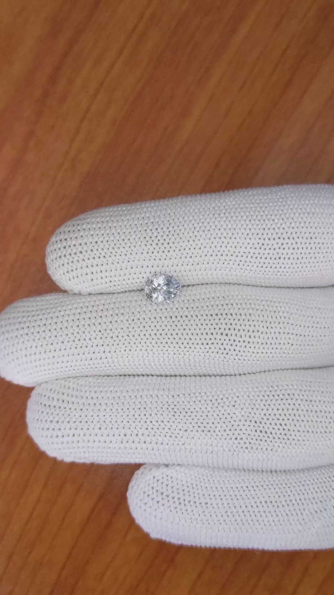 1.05 Ct. Blue Sapphire from Ceylon (Sri Lanka) Size Video