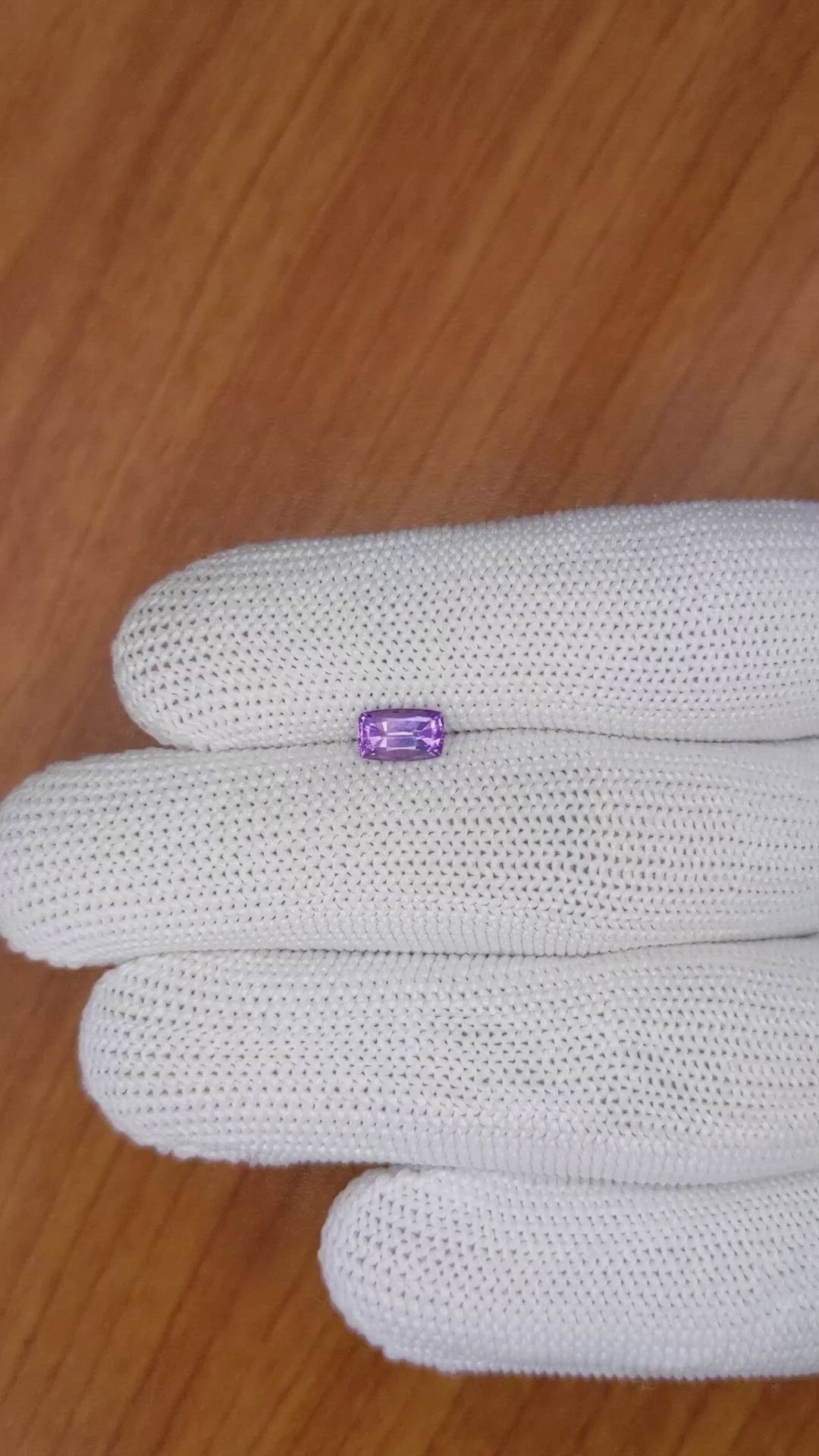 0.87 Ct. Pinkish Purple Sapphire from Ceylon (Sri Lanka) Size Video