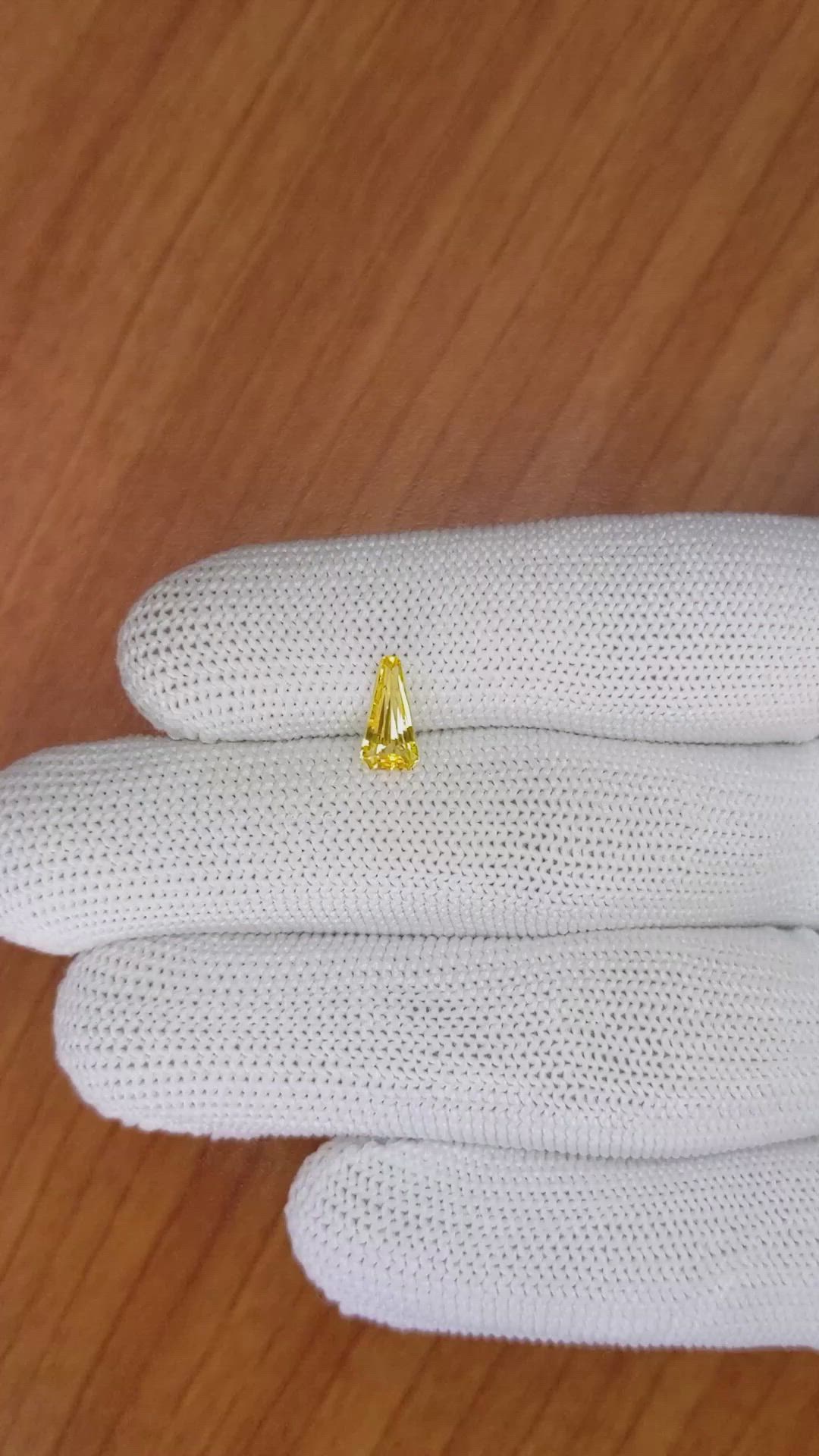 0.96 Ct. Yellow Sapphire from Ceylon (Sri Lanka) Size Video