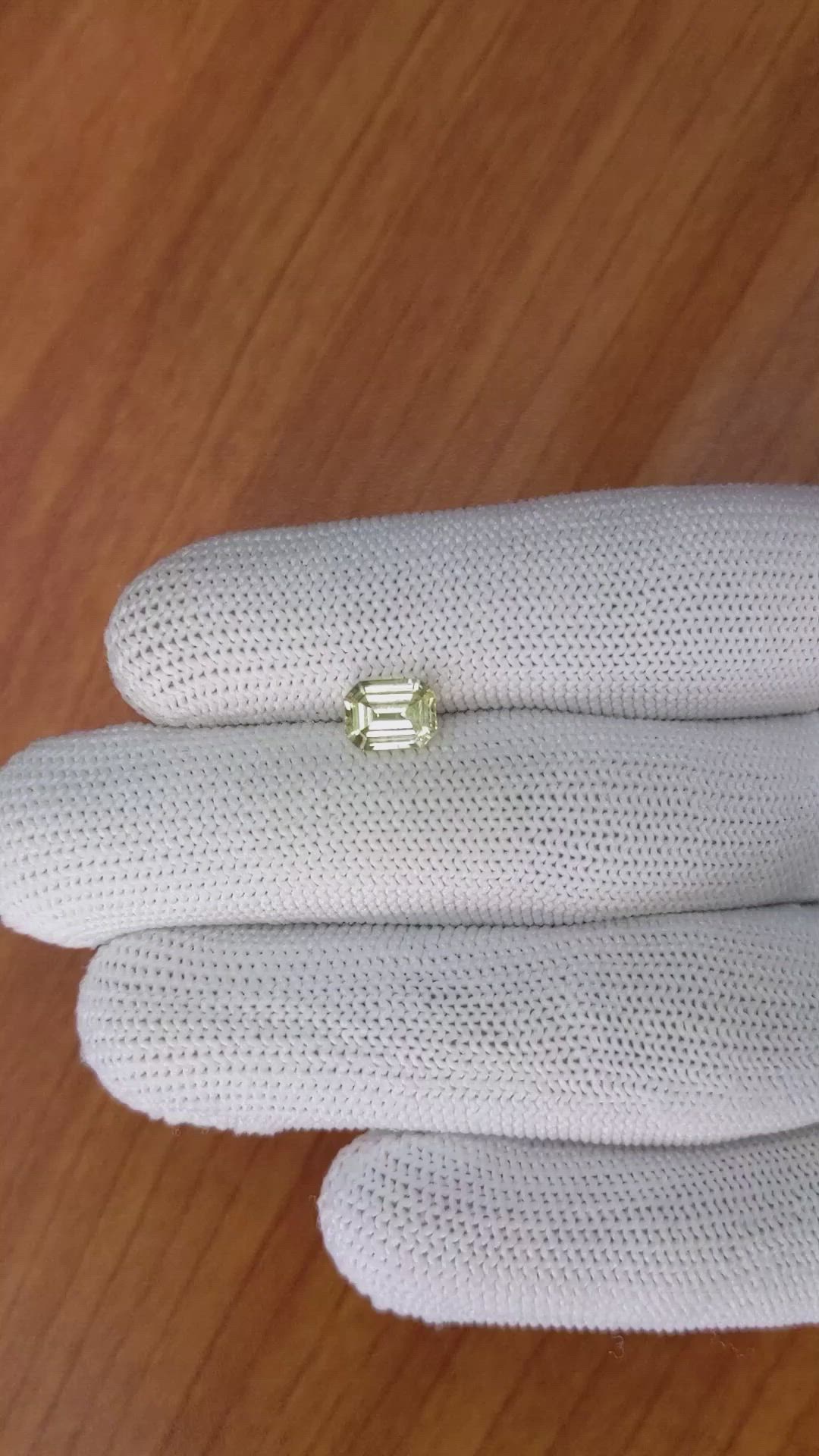 1.49 Ct. Yellow Sapphire from Ceylon (Sri Lanka) Size Video