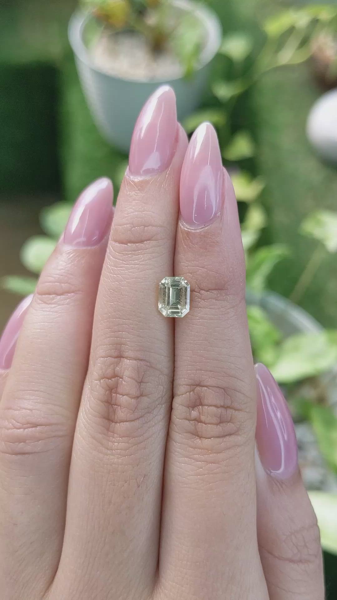 1.49 Ct. Yellow Sapphire from Ceylon (Sri Lanka) Size Video