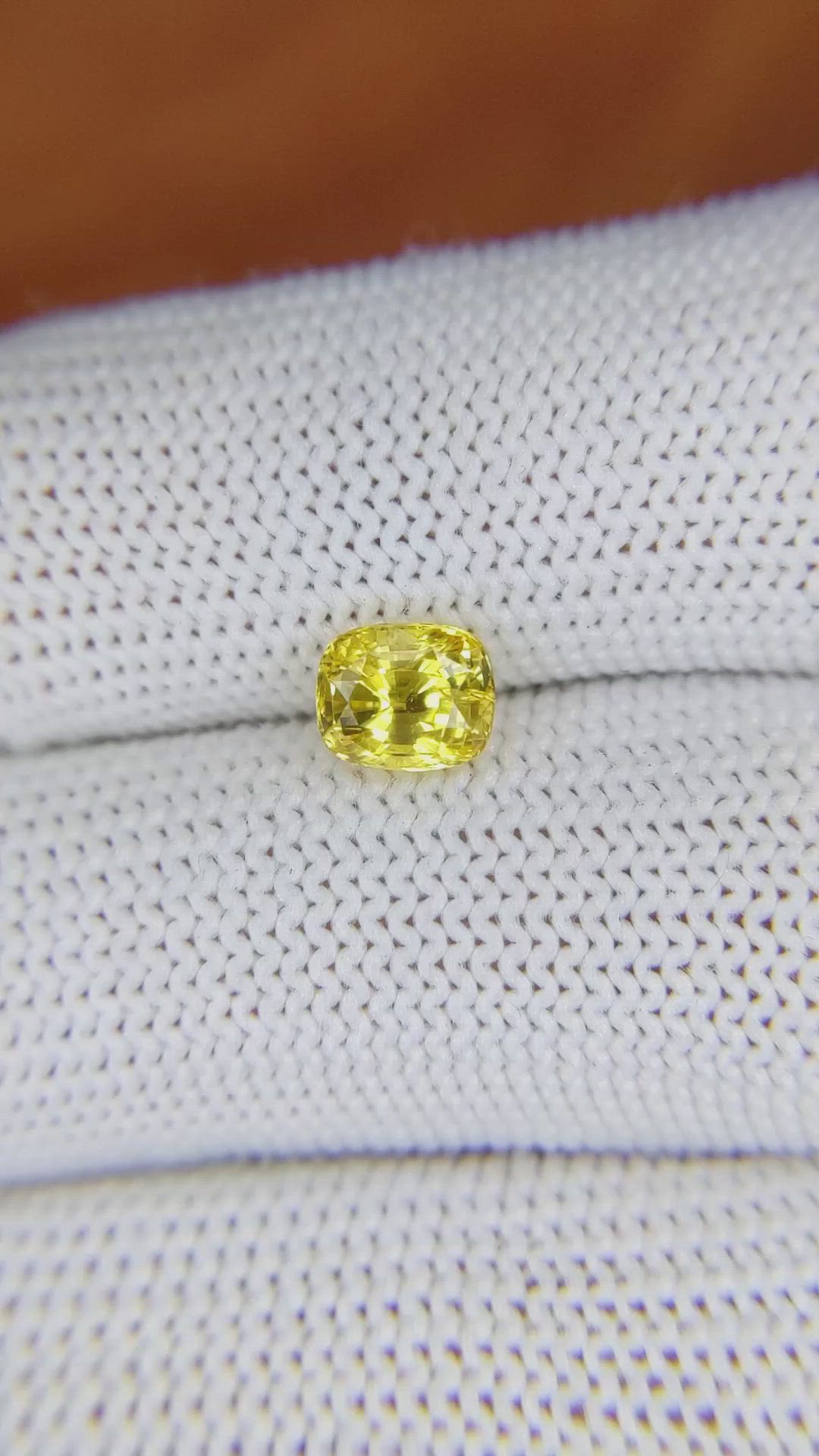 1.39 Ct. Yellow Sapphire from Ceylon (Sri Lanka) Size Video