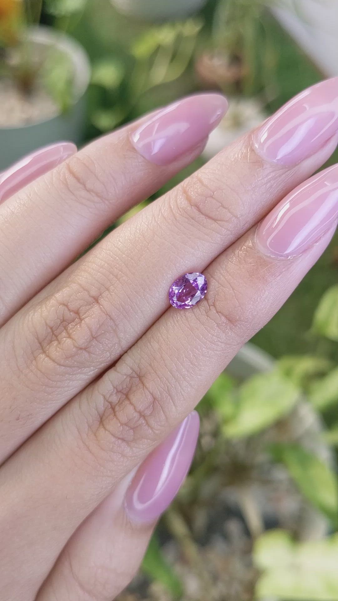 0.77 Ct. Pinkish Purple Sapphire from Ceylon (Sri Lanka) Size Video