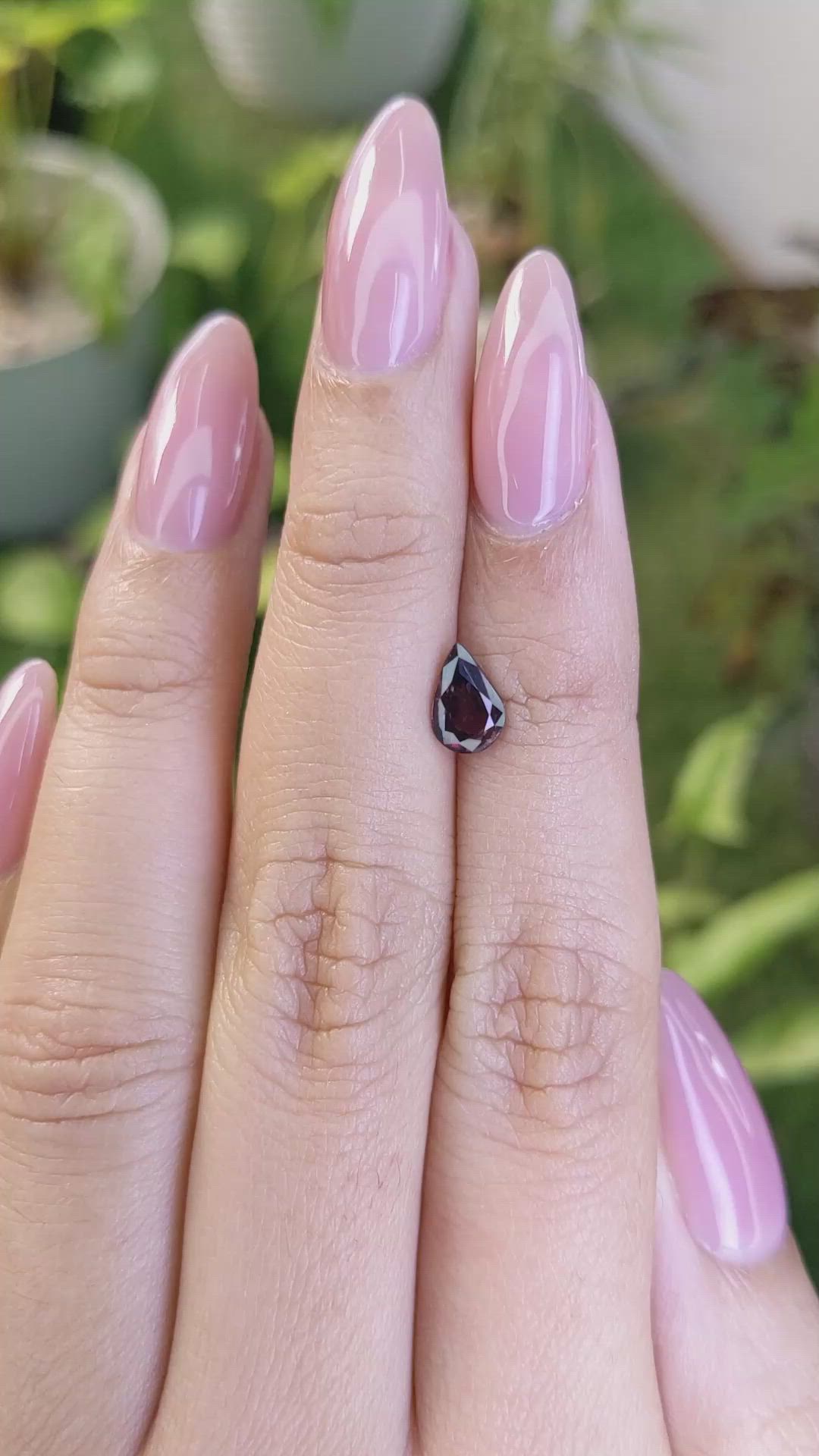 1.02 Ct. Purplish Pink Sapphire from Ceylon (Sri Lanka) Size Video