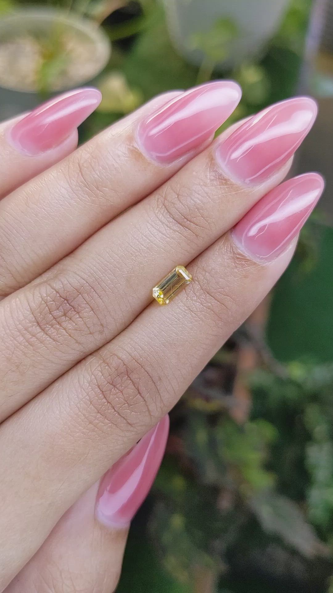 0.77 Ct. Yellow Sapphire from Ceylon (Sri Lanka) Size Video