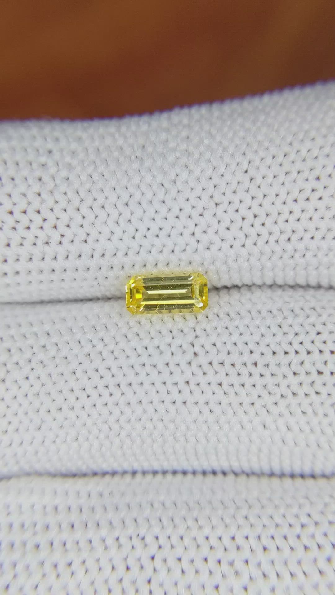 0.77 Ct. Yellow Sapphire from Ceylon (Sri Lanka) Size Video