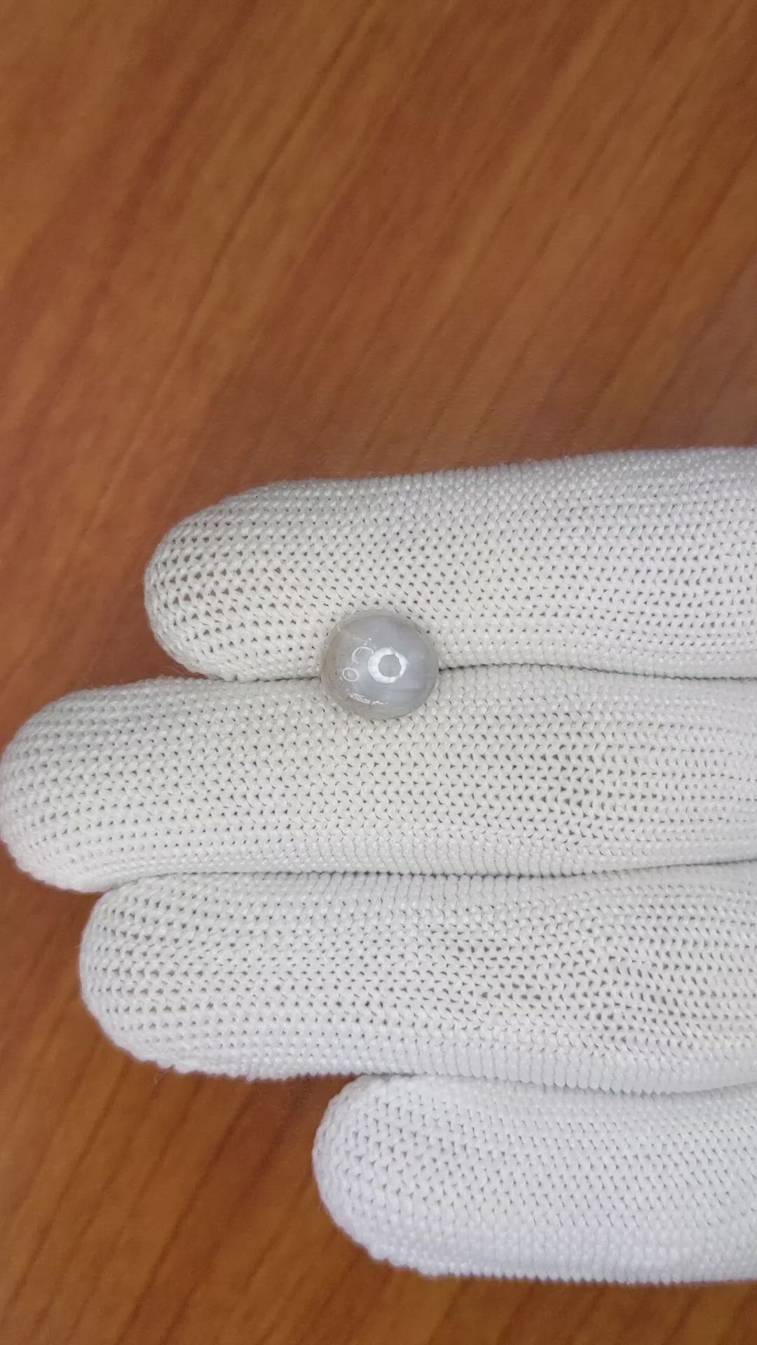 5.09 Ct. Grey Star Sapphire from Ceylon (Sri Lanka) Size Video