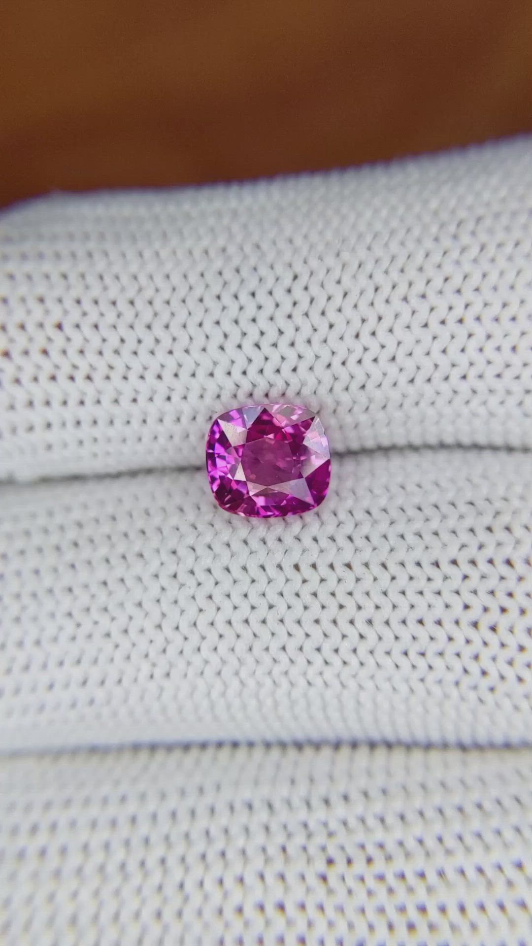 1.56 Ct. Purplish Pink Sapphire from Ceylon (Sri Lanka) Size Video