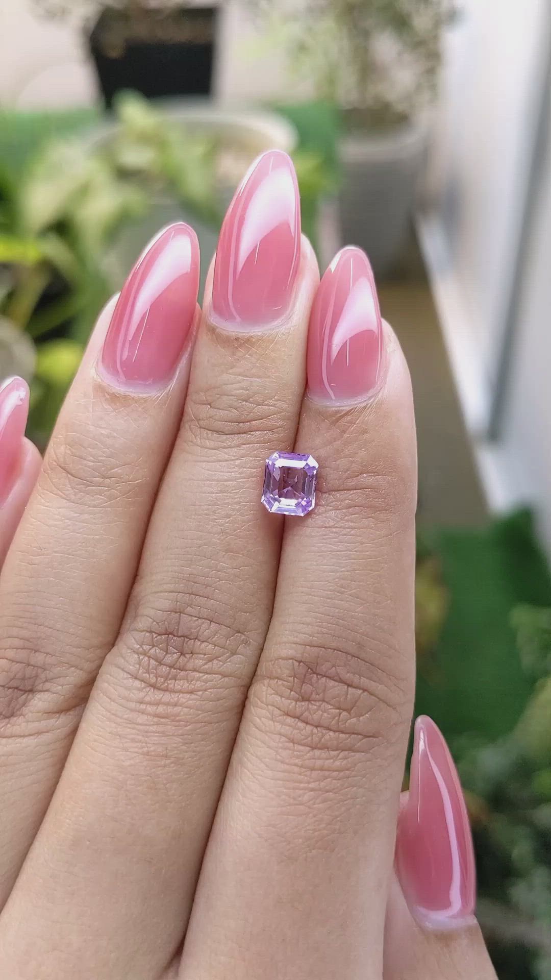 1.34 Ct. Pinkish Purple Sapphire from Ceylon (Sri Lanka) Size Video