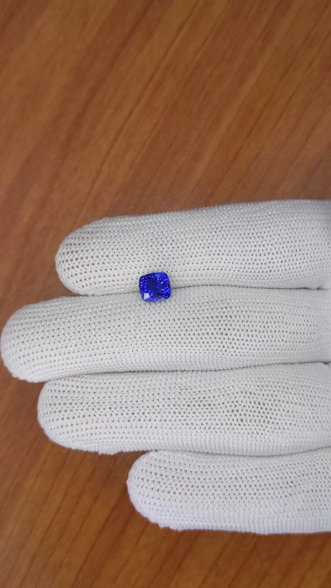 1.86 Ct. Blue Sapphire from Ceylon (Sri Lanka) Size Video