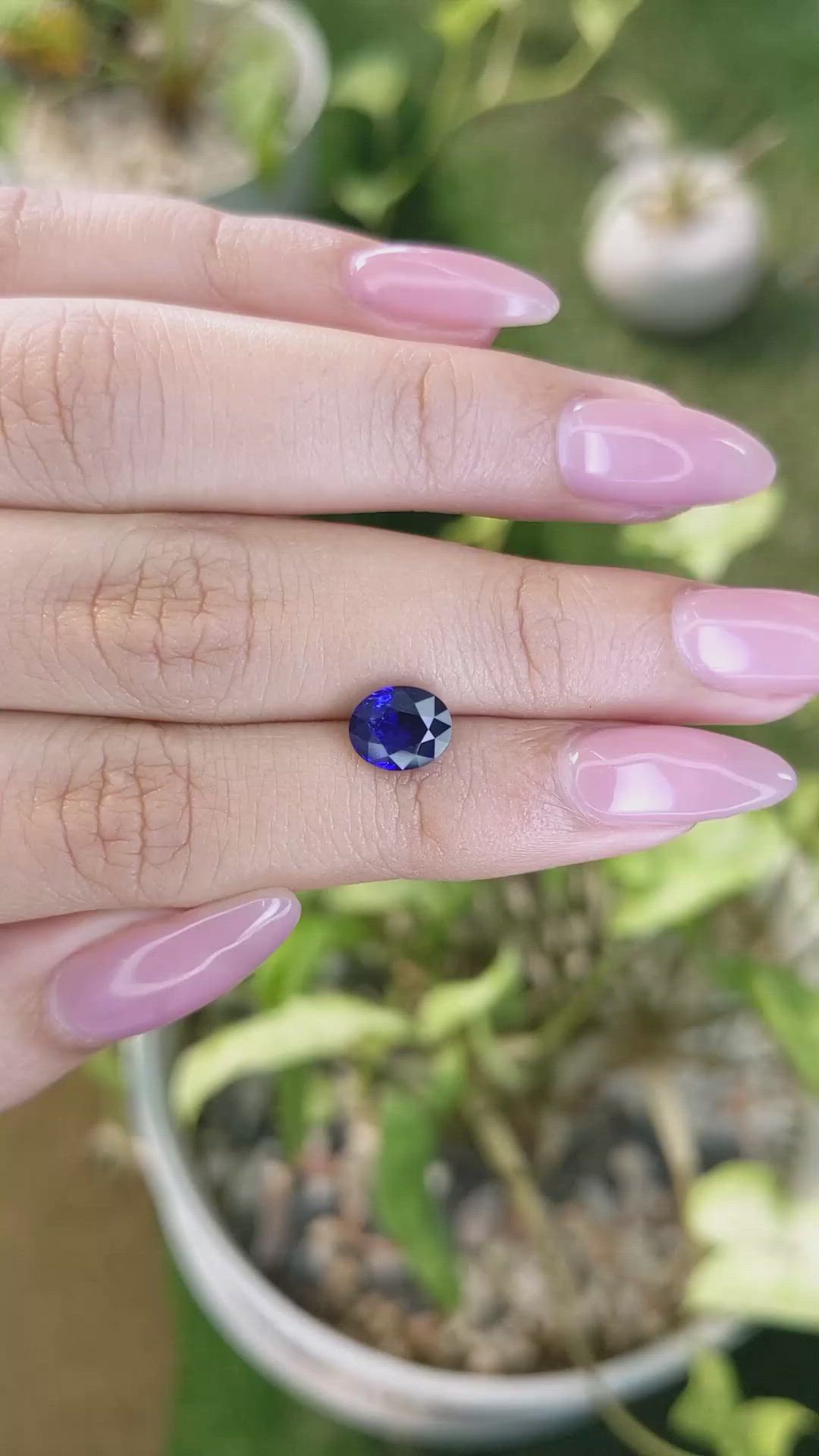 2.11 Ct. Blue Sapphire from Ceylon (Sri Lanka) Size Video