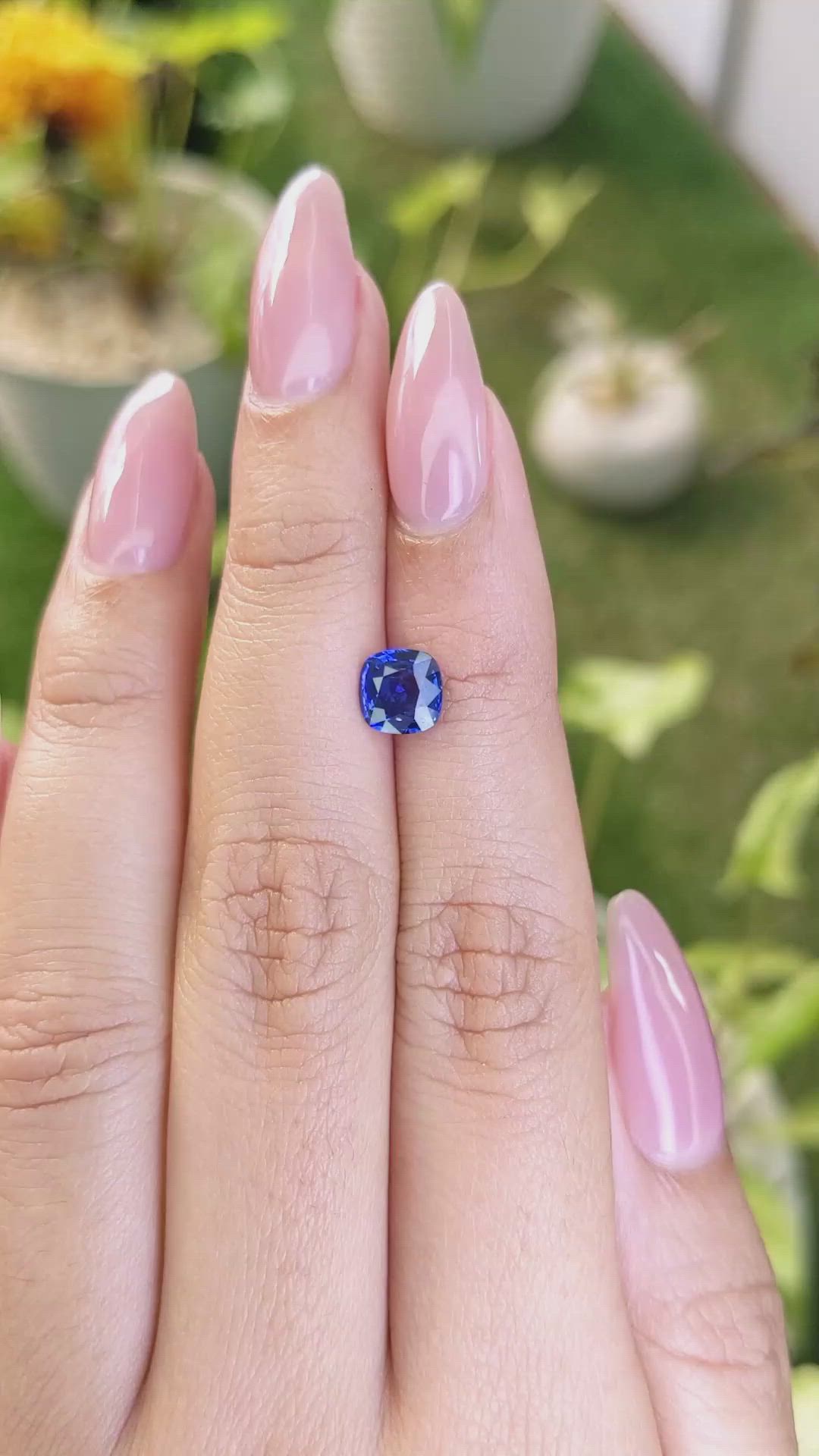 1.18 Ct. Blue Sapphire from Ceylon (Sri Lanka) Size Video