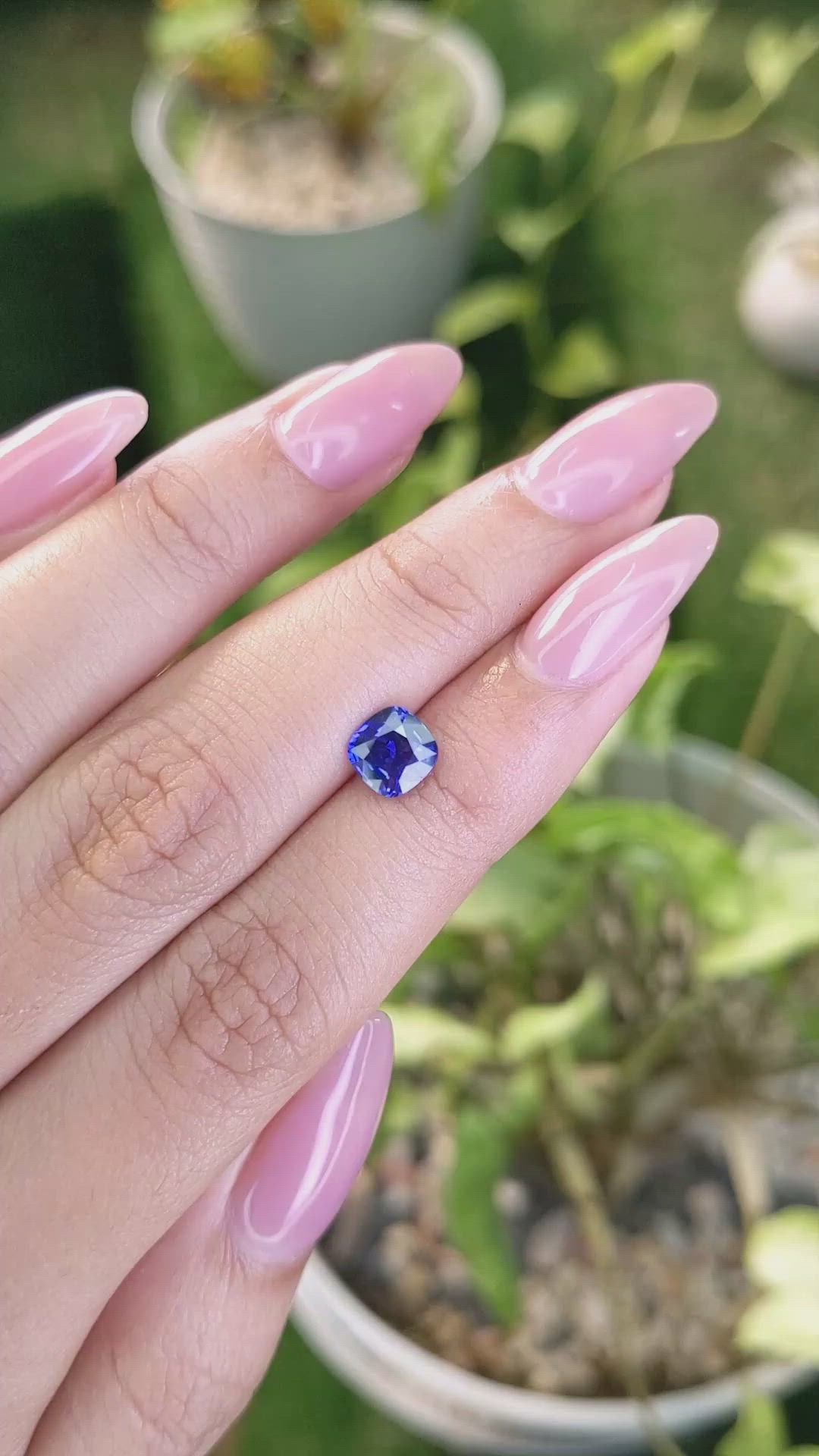 1.18 Ct. Blue Sapphire from Ceylon (Sri Lanka) Size Video