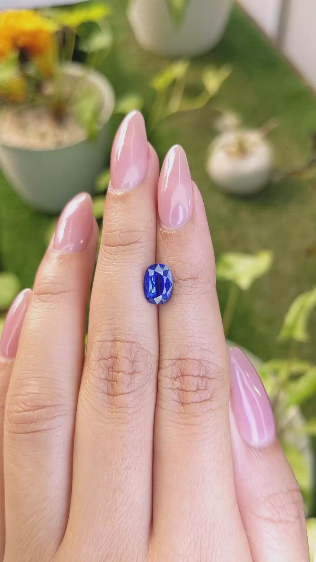 2.20 Ct. Blue Sapphire from Ceylon (Sri Lanka) Size Video