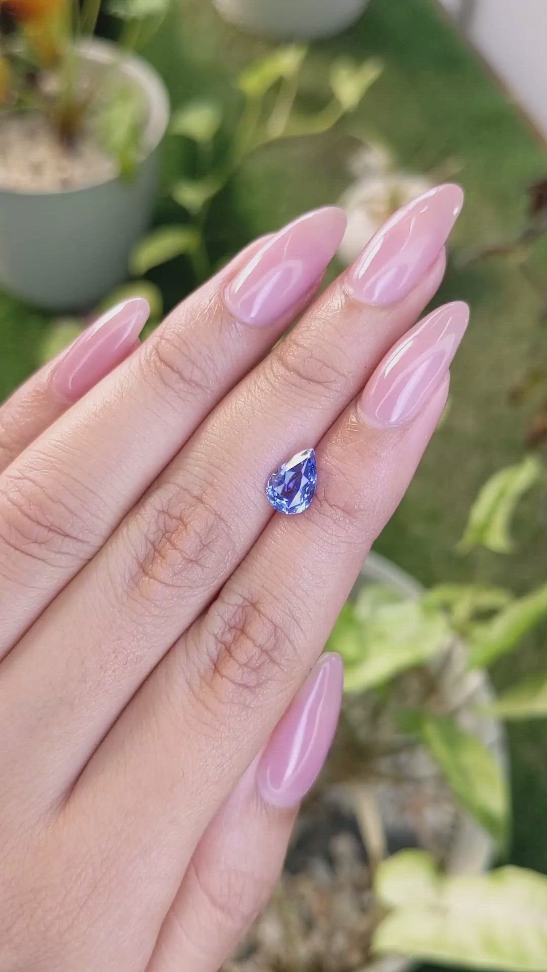 1.75 Ct. Blue Sapphire from Ceylon (Sri Lanka) Size Video