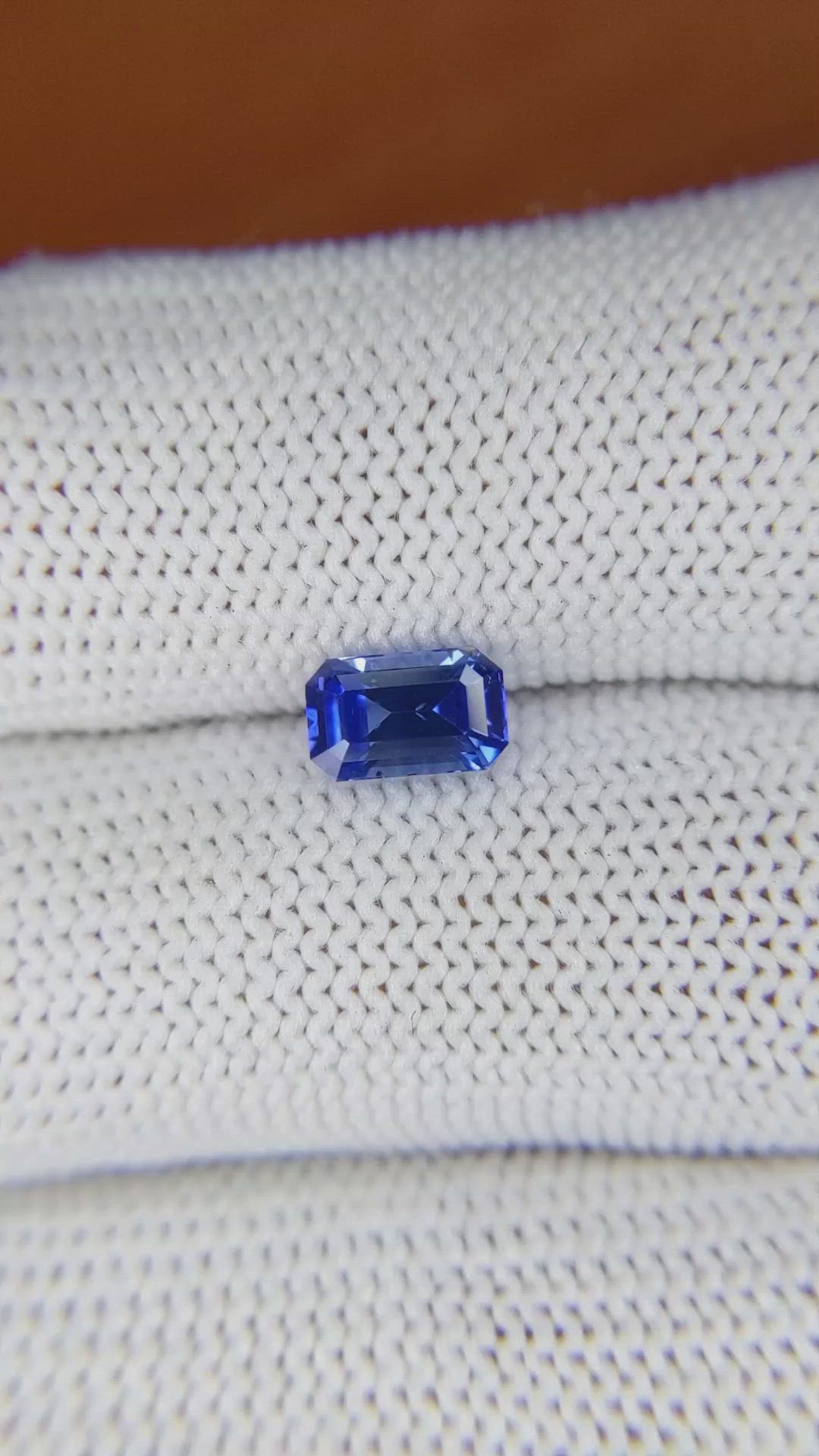 1.22 Ct. Blue Sapphire from Ceylon (Sri Lanka) Size Video