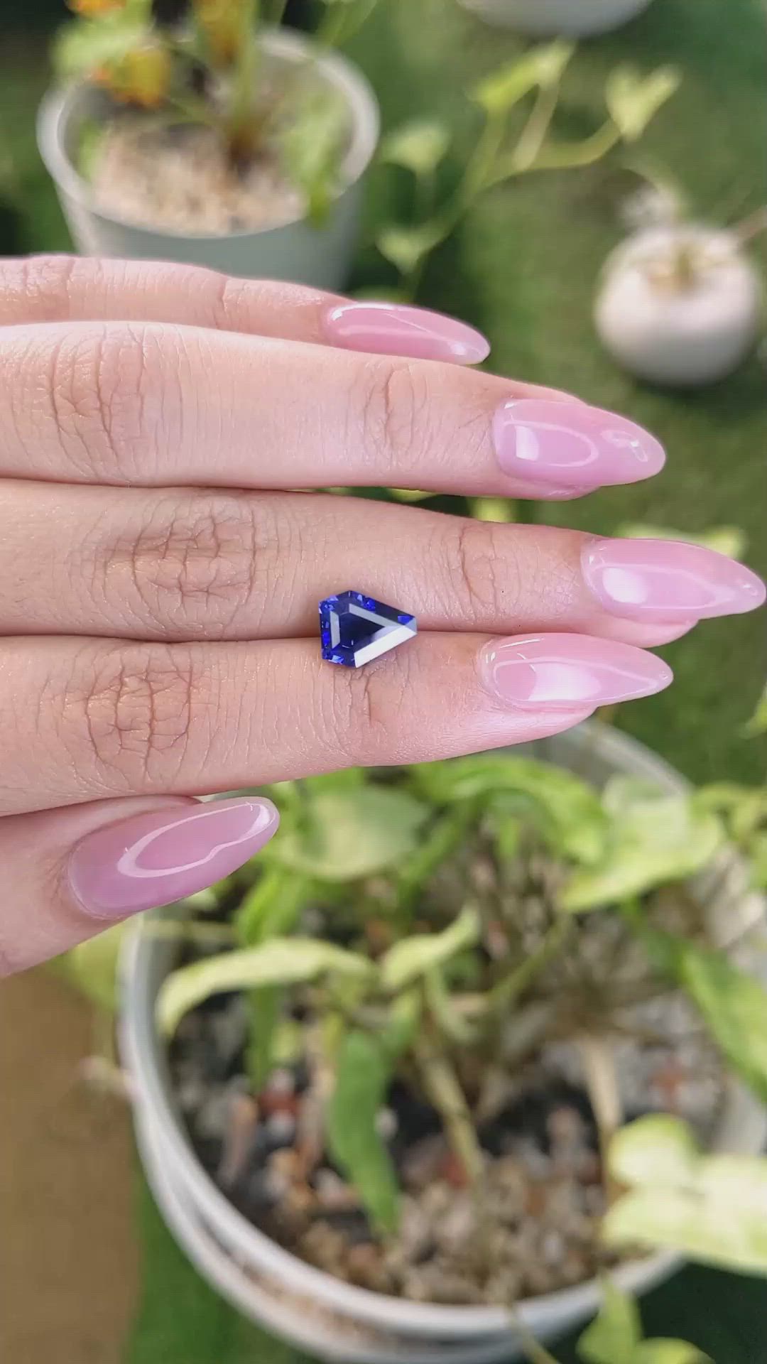 2.70 Ct. Blue Sapphire from Ceylon (Sri Lanka) Size Video