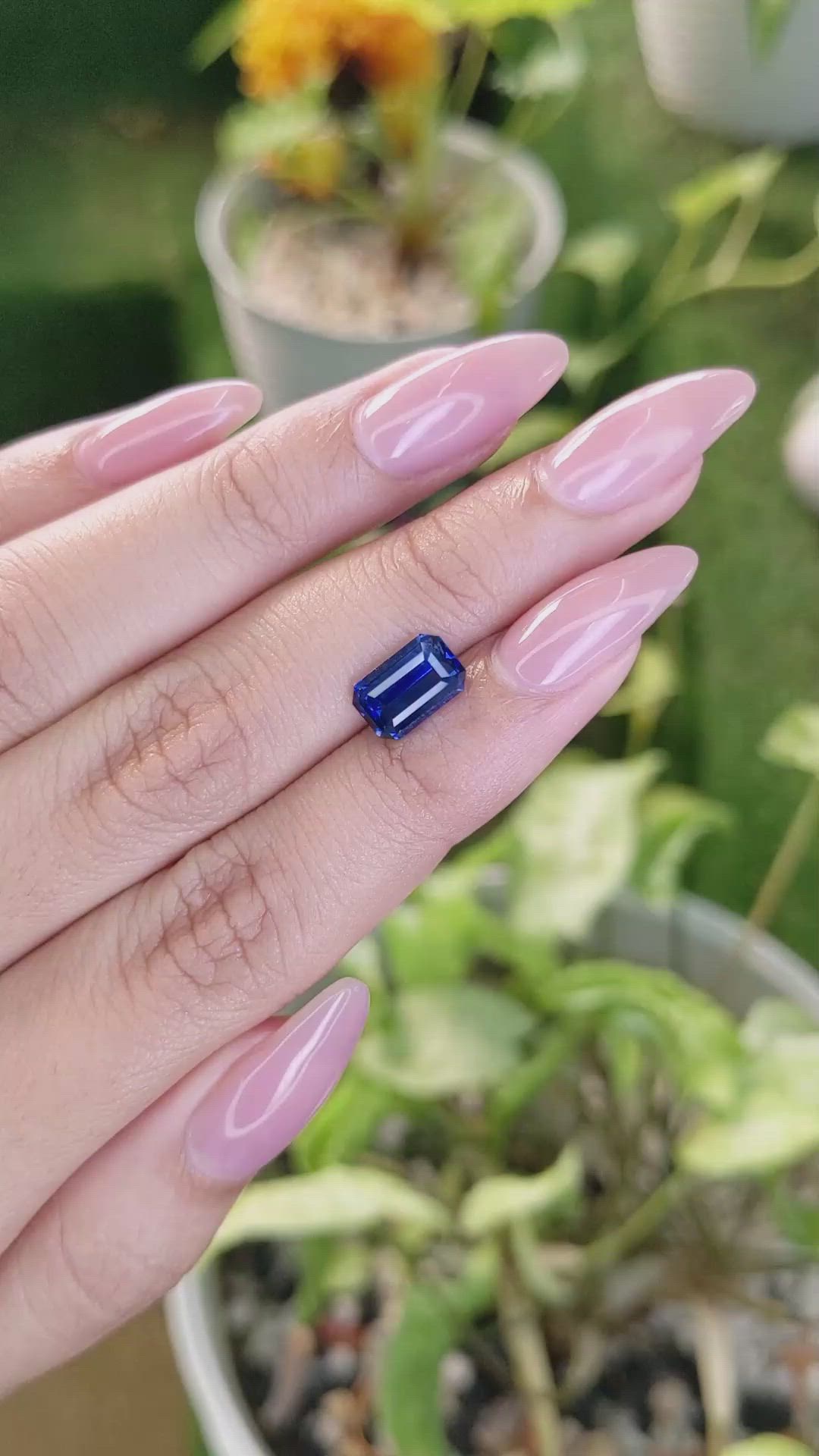 2.80 Ct. Blue Sapphire from Ceylon (Sri Lanka) Size Video