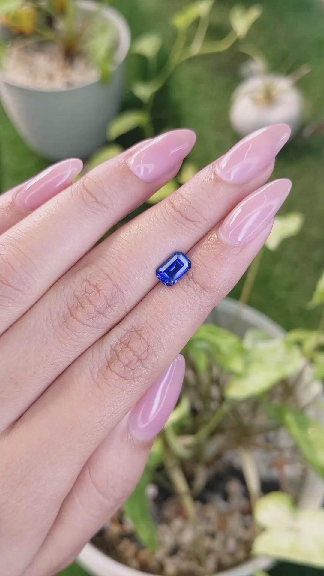 1.51 Ct. Blue Sapphire from Ceylon (Sri Lanka) Size Video