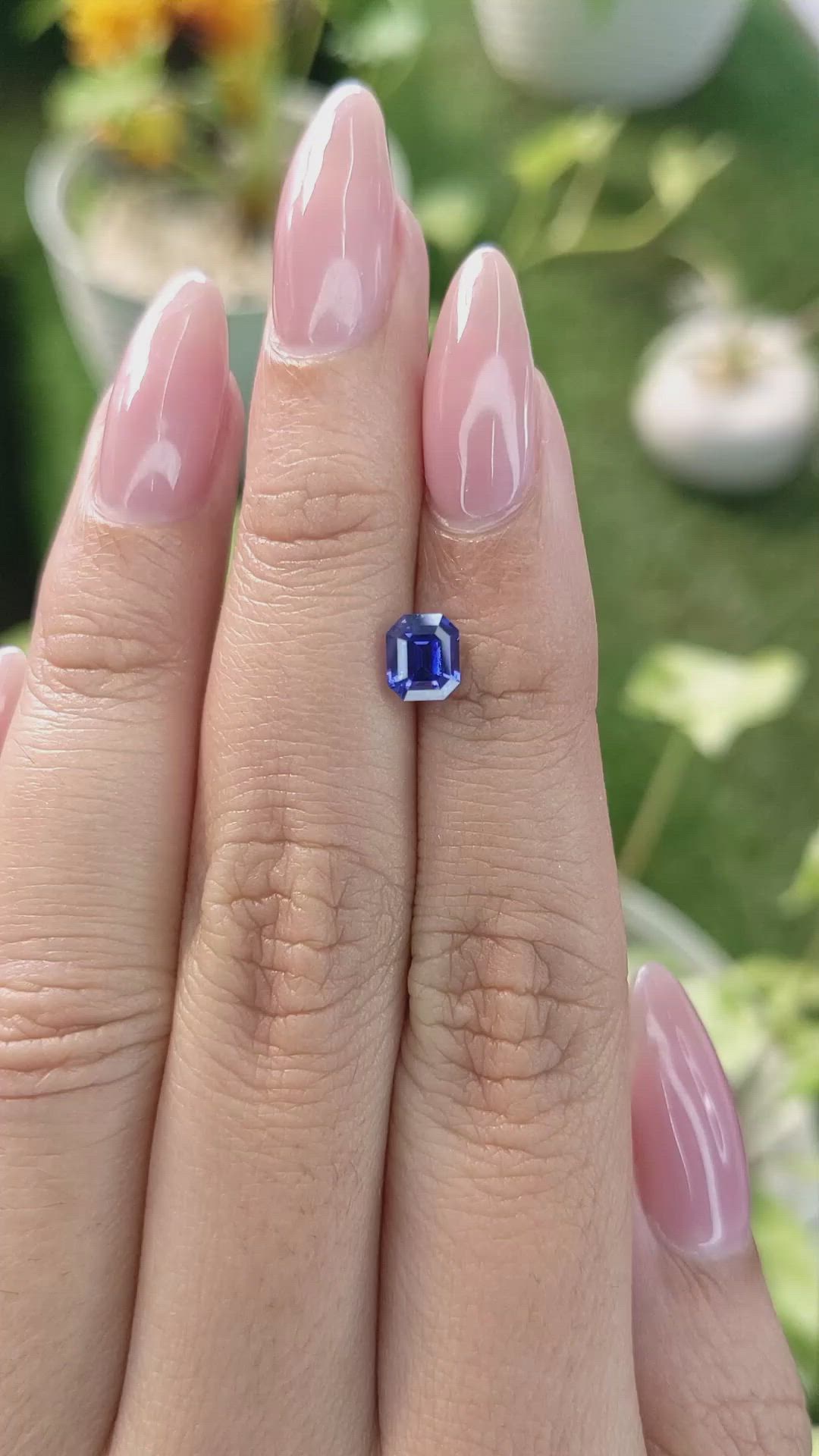 1.25 Ct. Blue Sapphire from Ceylon (Sri Lanka) Size Video