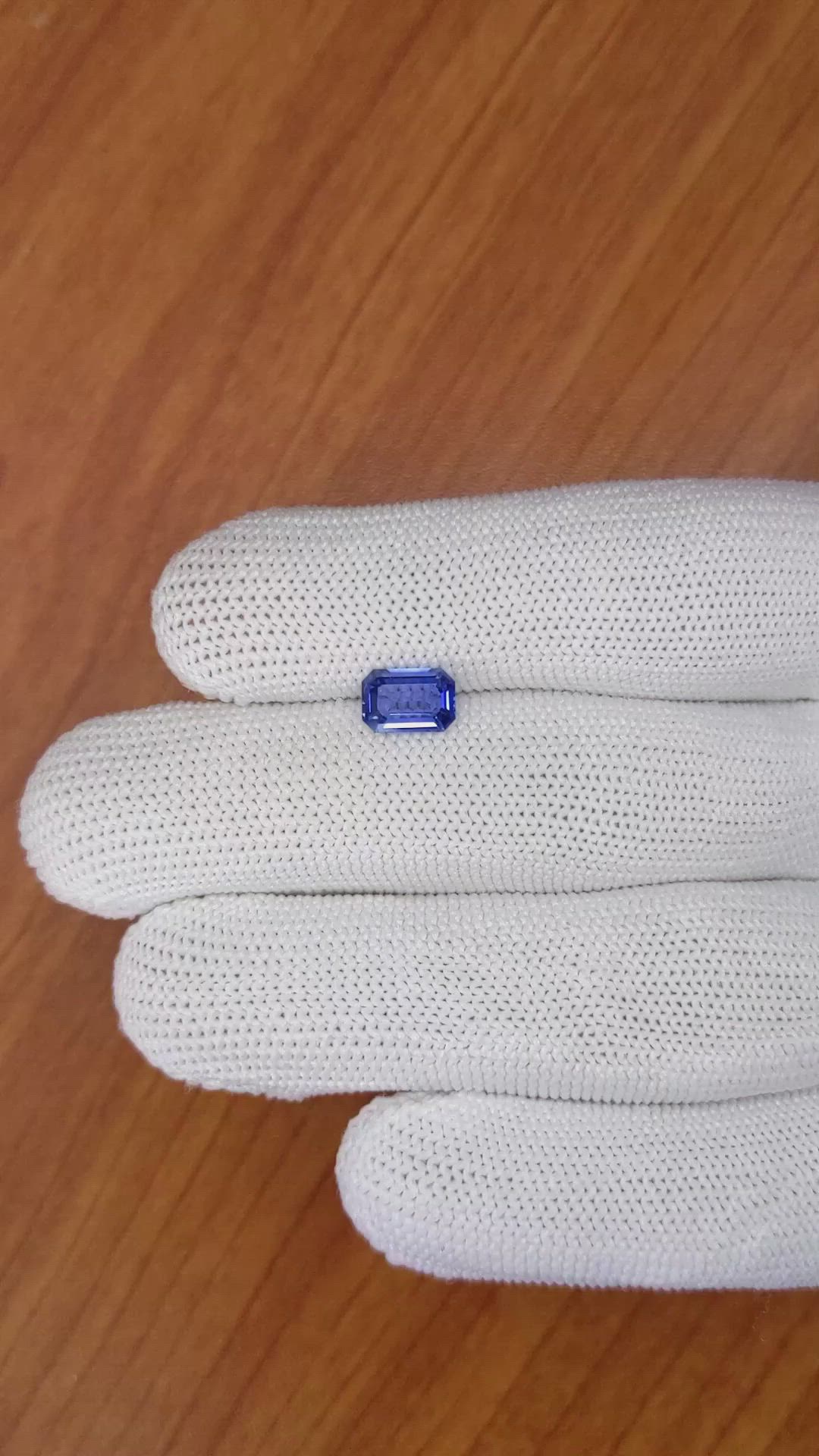 1.45 Ct. Blue Sapphire from Ceylon (Sri Lanka) Size Video