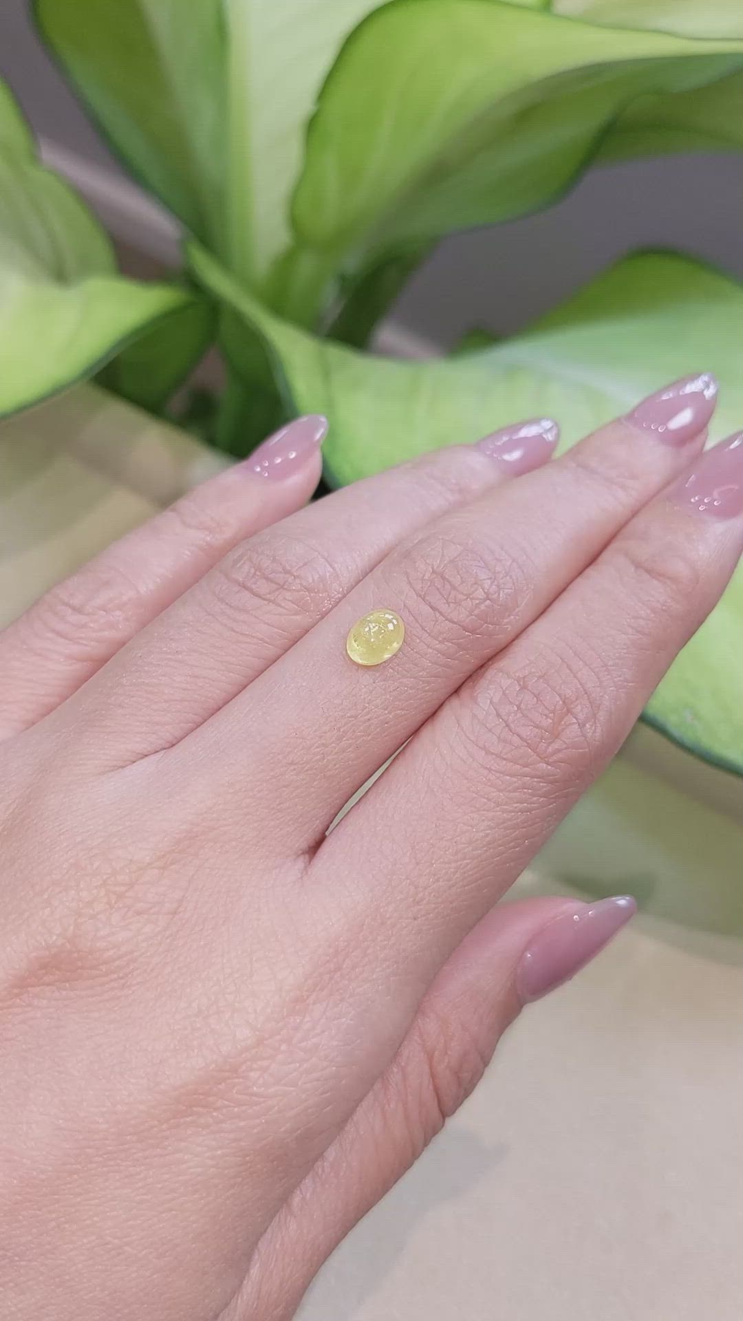 1.08 Ct. Yellow Cabochon Sapphire from Ceylon (Sri Lanka) Size Video