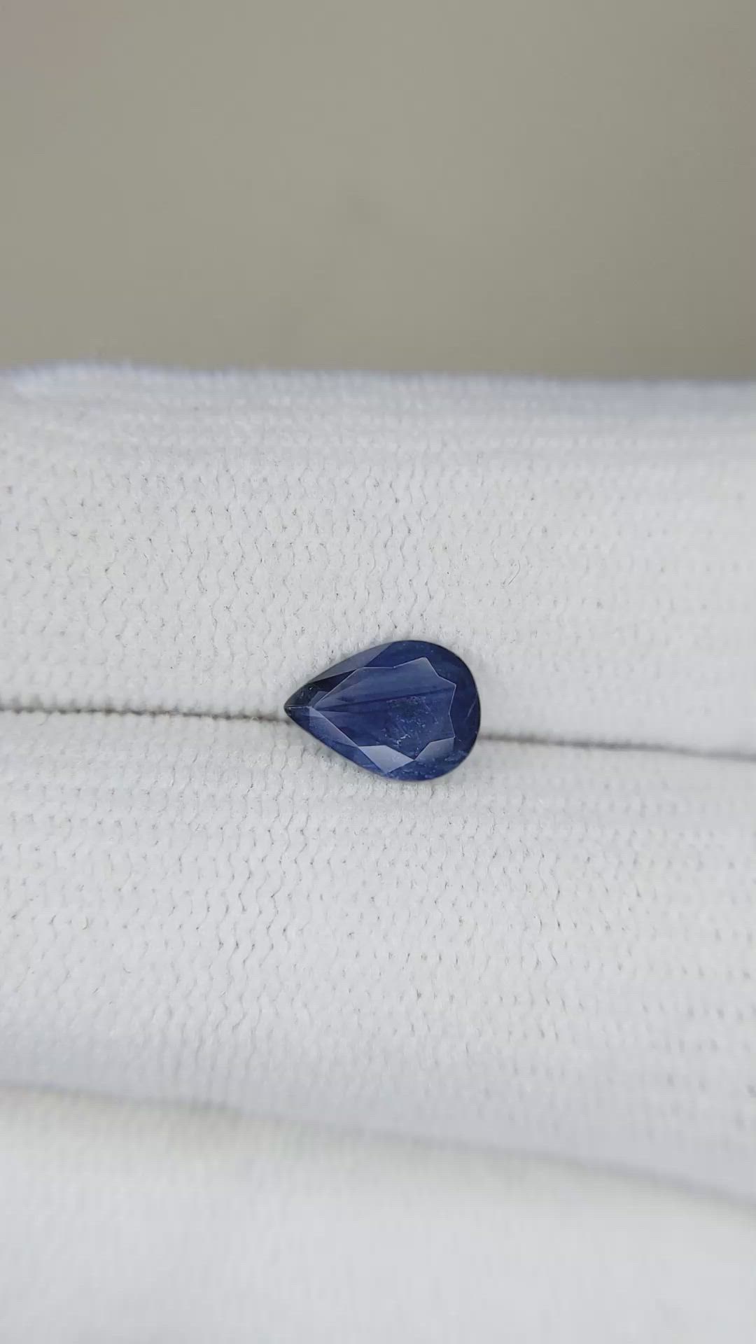 0.84 Ct. Blue Sapphire from Ceylon (Sri Lanka) Size Video
