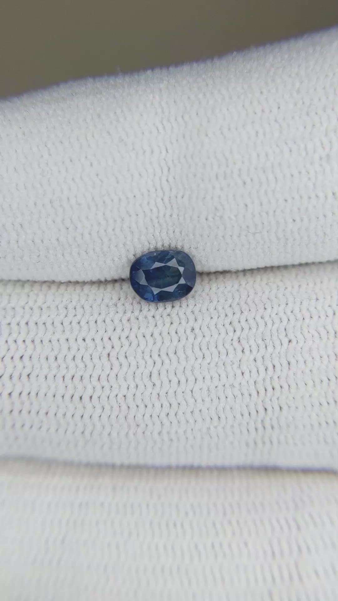0.70 Ct. Blue Sapphire from Ceylon (Sri Lanka) Size Video