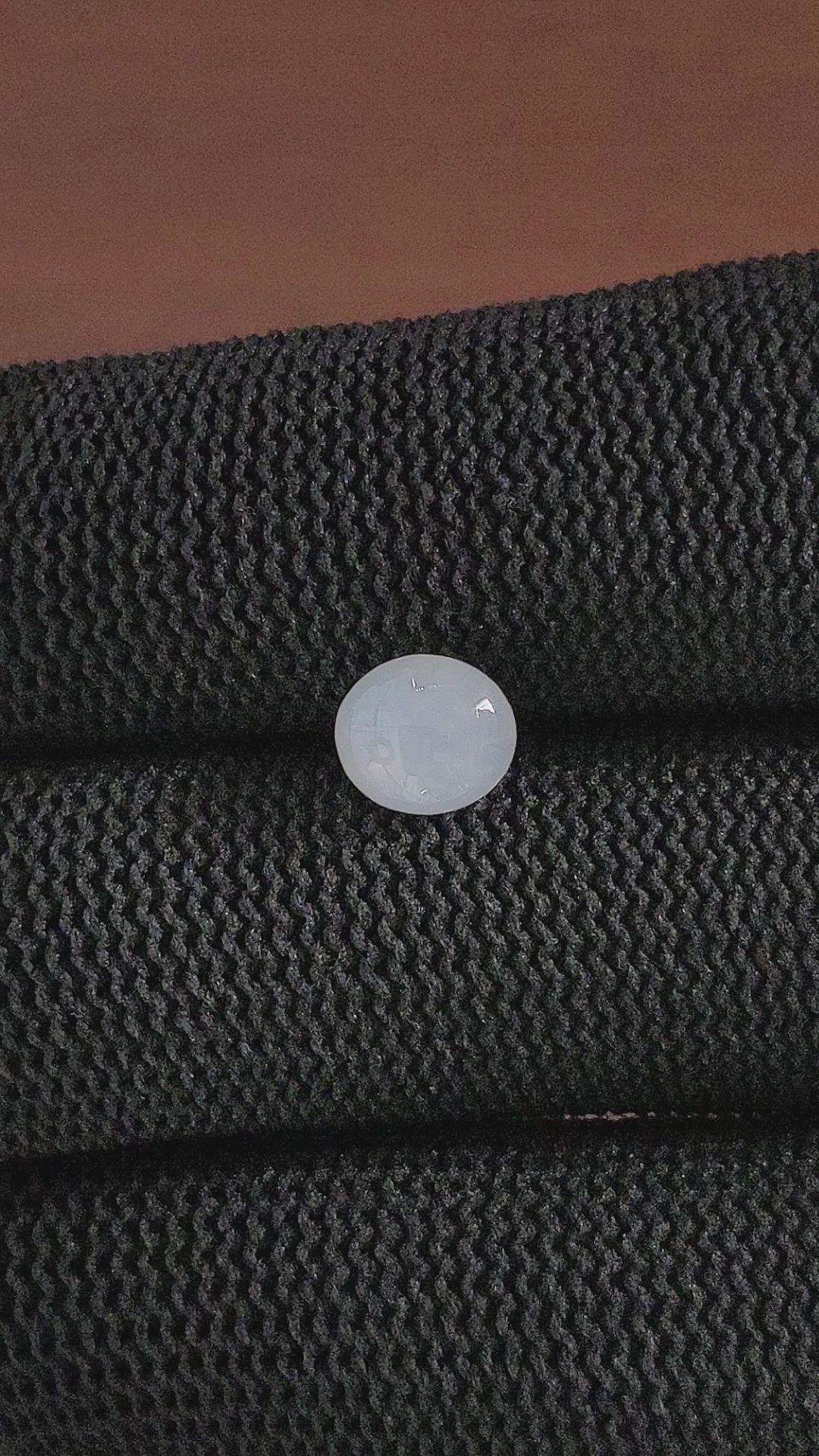 1.86 Ct. White Star Sapphire from Ceylon (Sri Lanka) Size Video