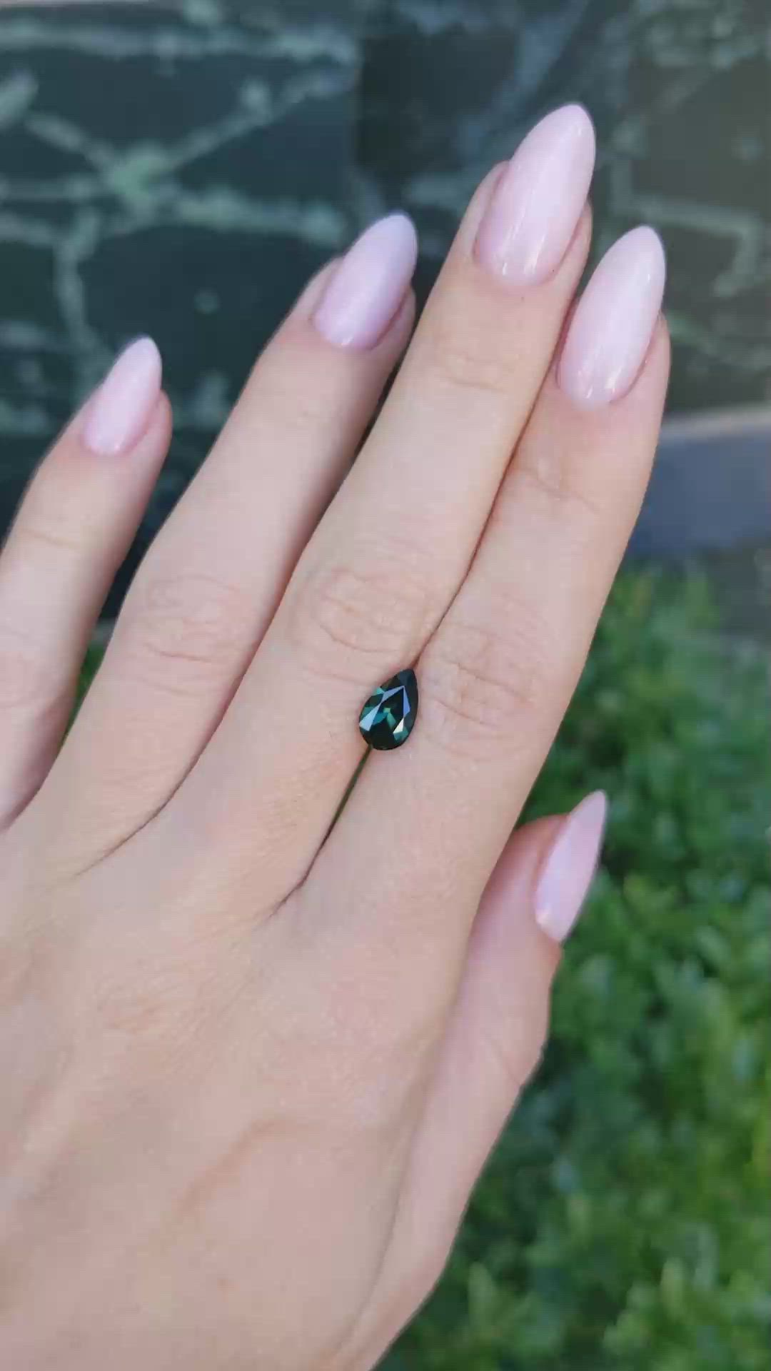 1.56 Ct. Green Sapphire from Ceylon (Sri Lanka) Size Video