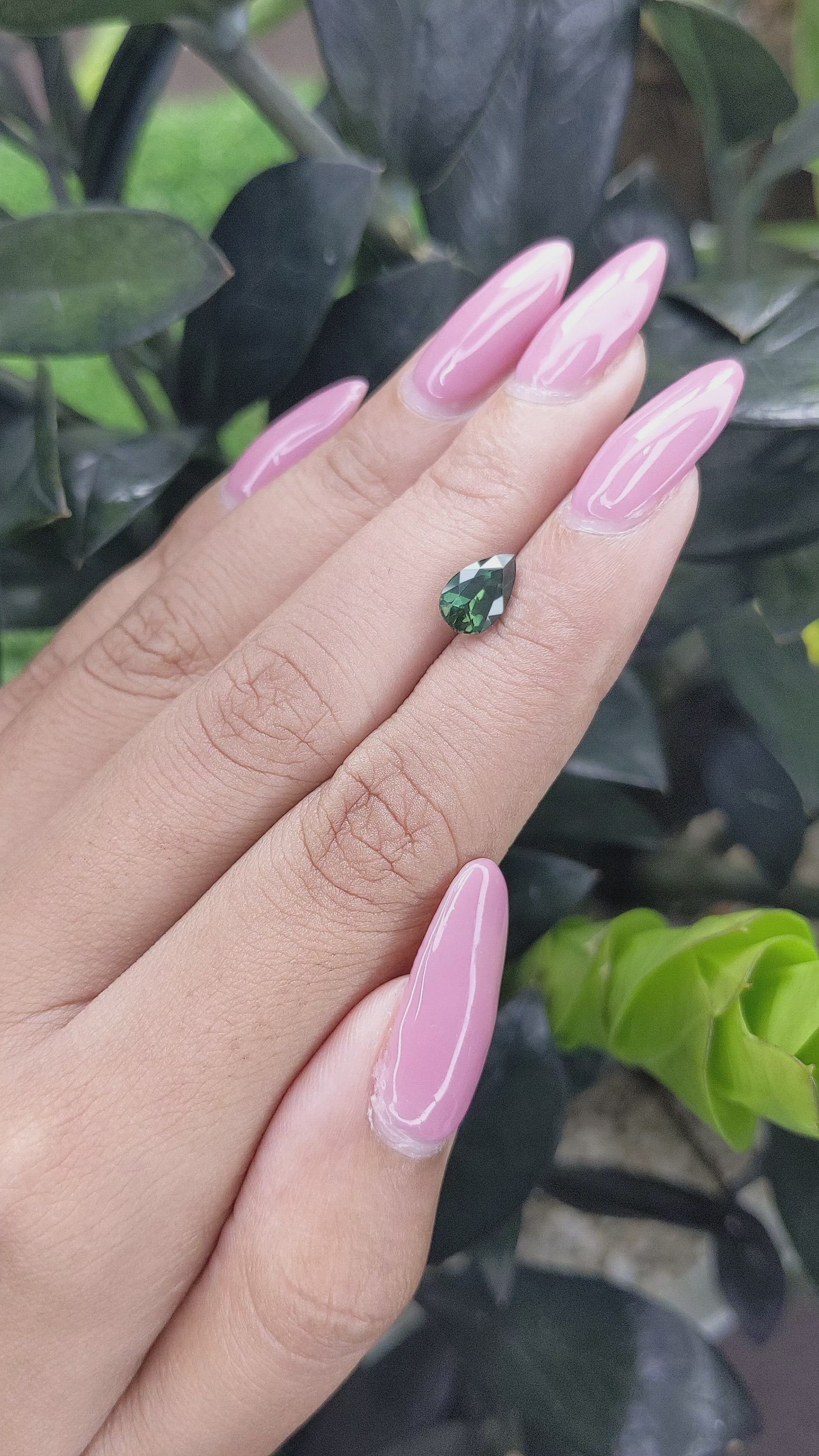 1.56 Ct. Green Sapphire from Ceylon (Sri Lanka) Size Video