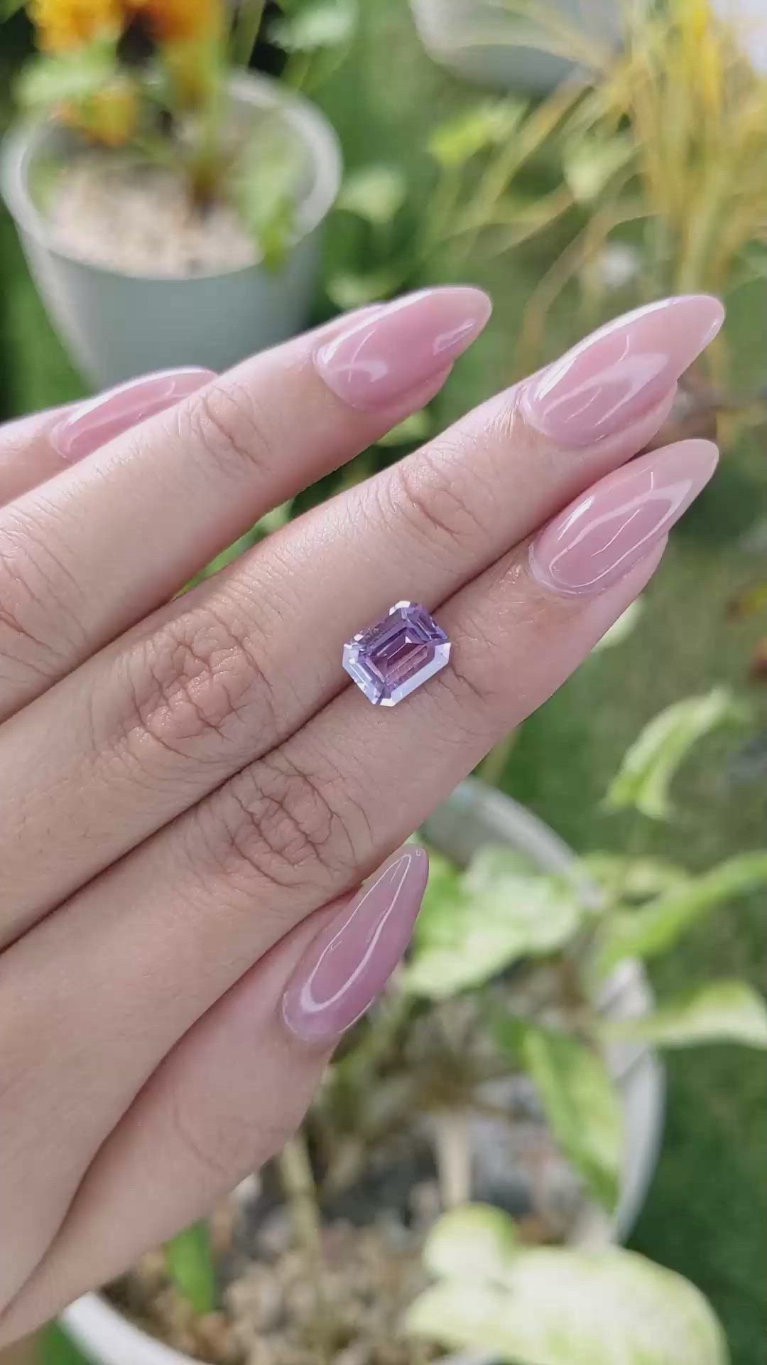 2.75 Ct. Purple Sapphire from Ceylon (Sri Lanka) Size Video