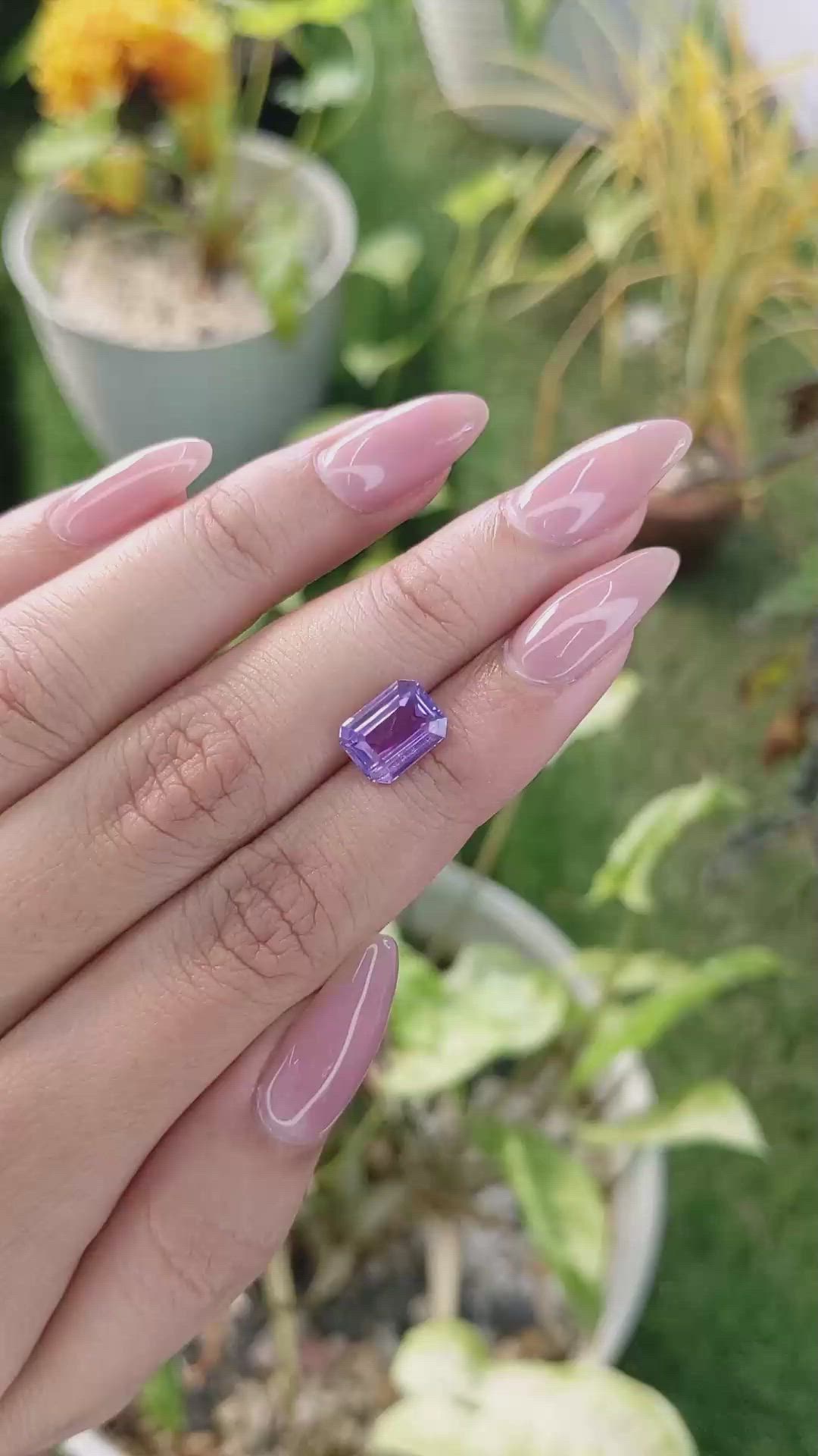 3.14 Ct. Pinkish Purple Sapphire from Ceylon (Sri Lanka) Size Video